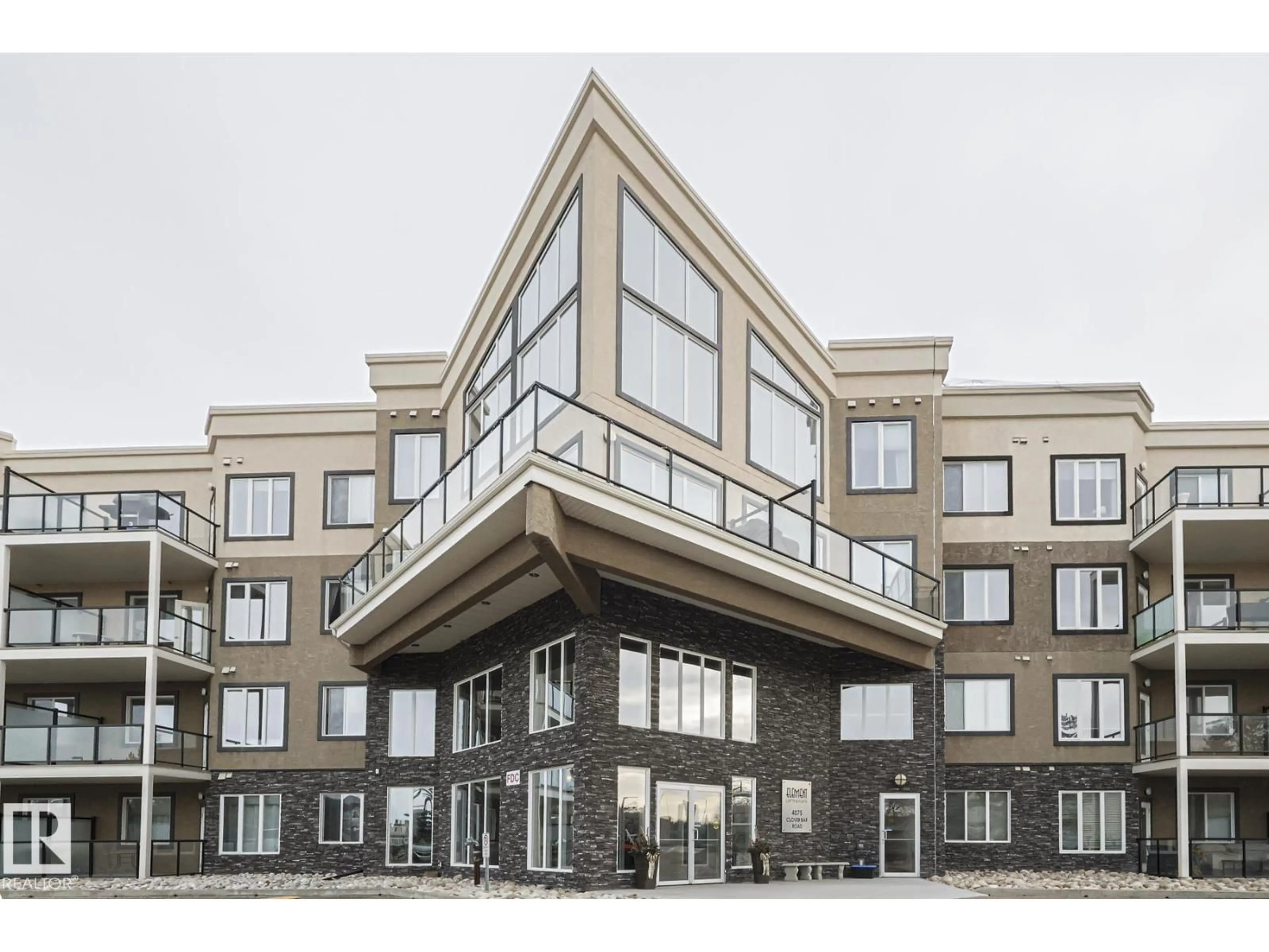 Indoor foyer for #221 - 4075 CLOVER BAR RD, Sherwood Park Alberta T8H0R6