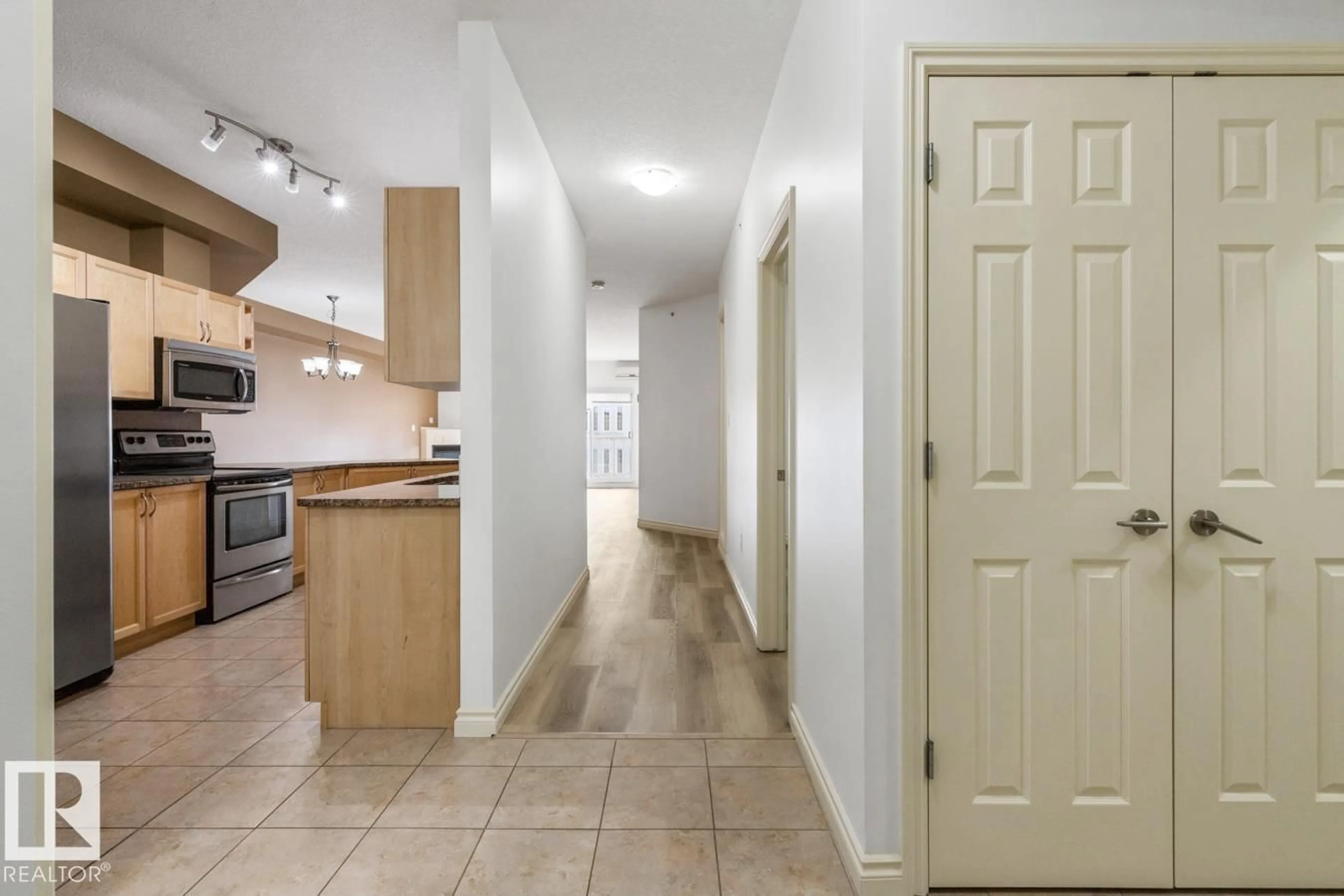 Standard kitchen, unknown for 5 - 407 PERRON ST, St. Albert Alberta T8N1E3