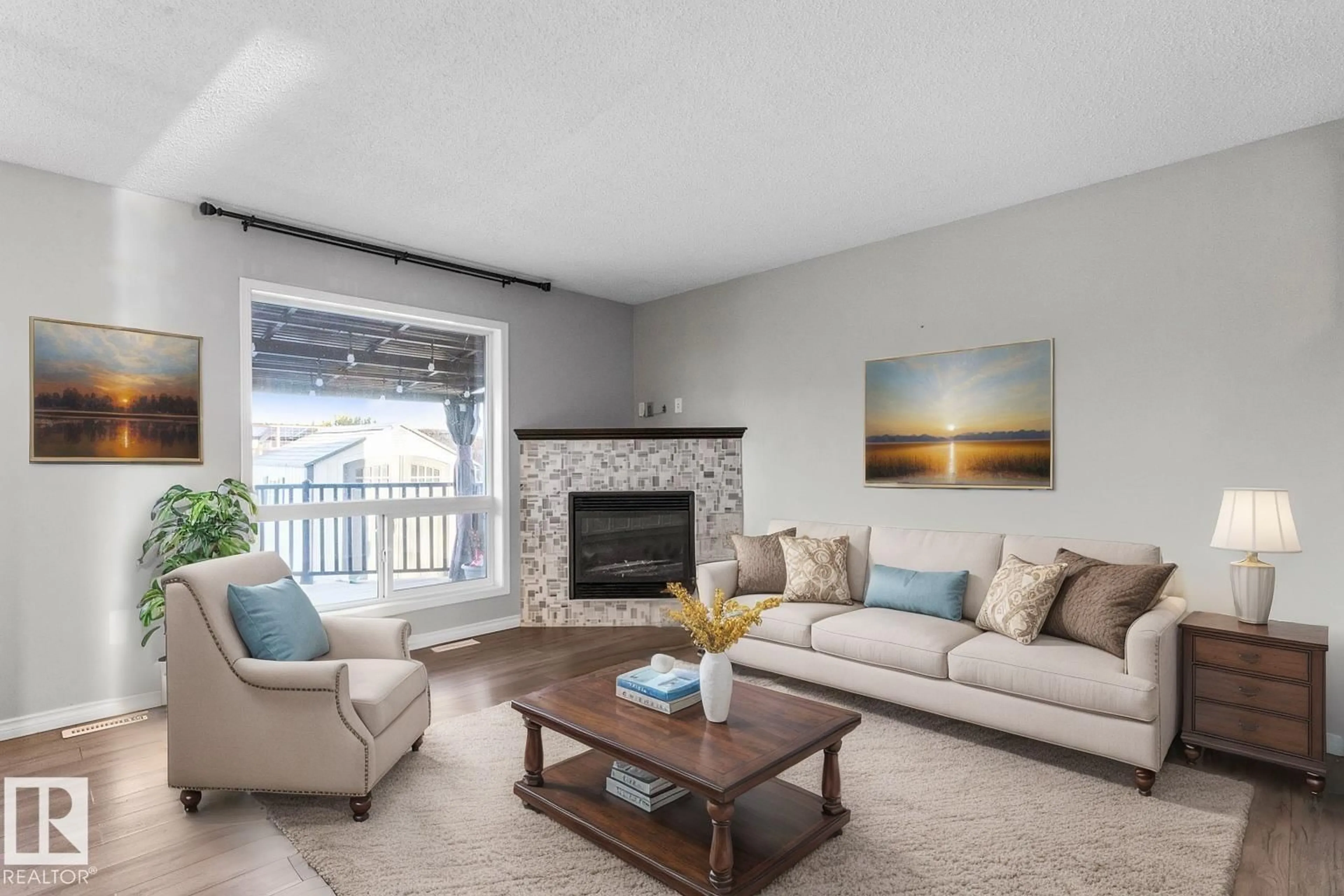 Living room with furniture, unknown for 147 GALLOWAY WD, Fort Saskatchewan Alberta T8L0B9