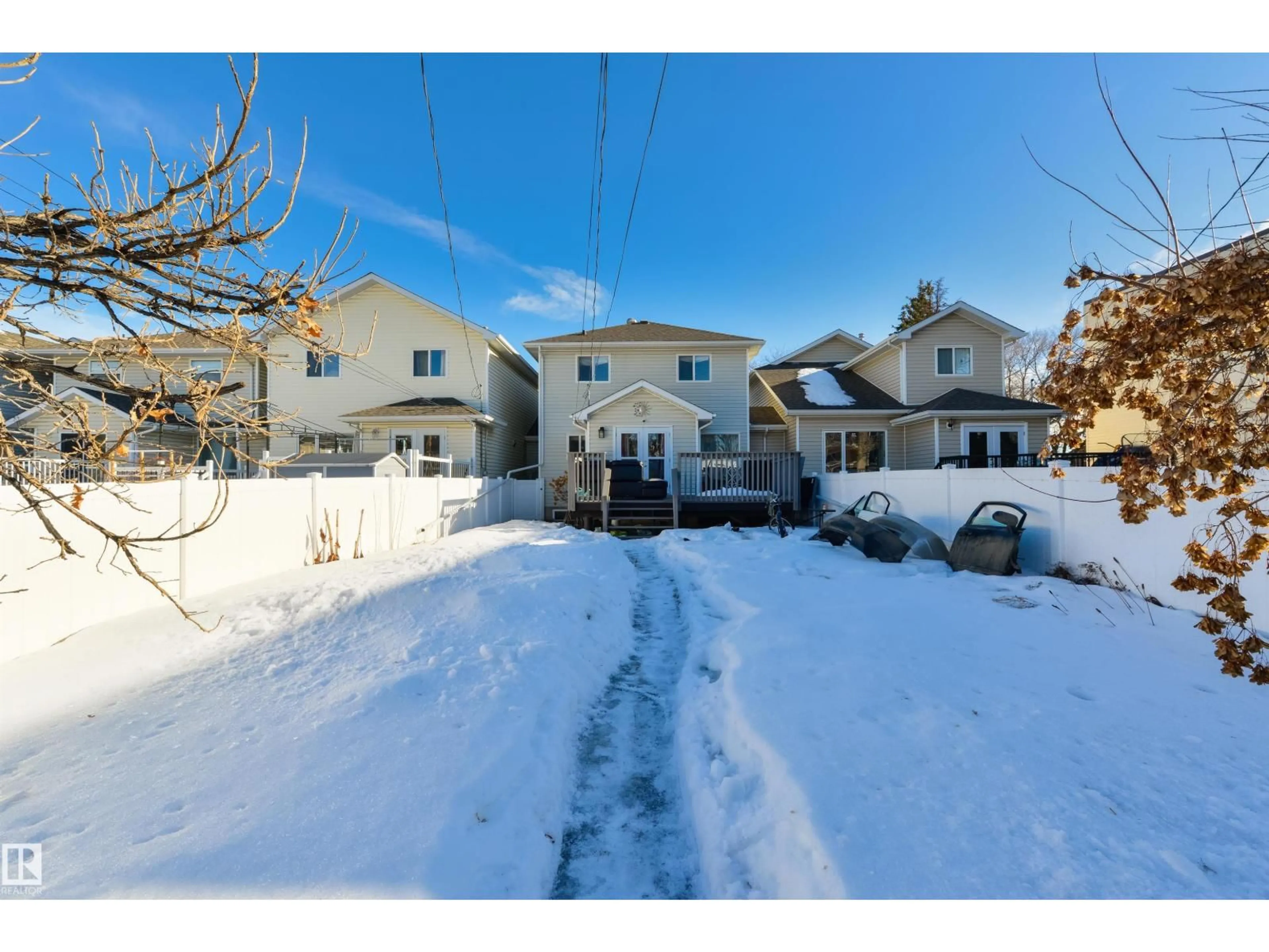 A pic from outside/outdoor area/front of a property/back of a property/a pic from drone, street for NW - 11522 128 ST, Edmonton Alberta T5M0X1