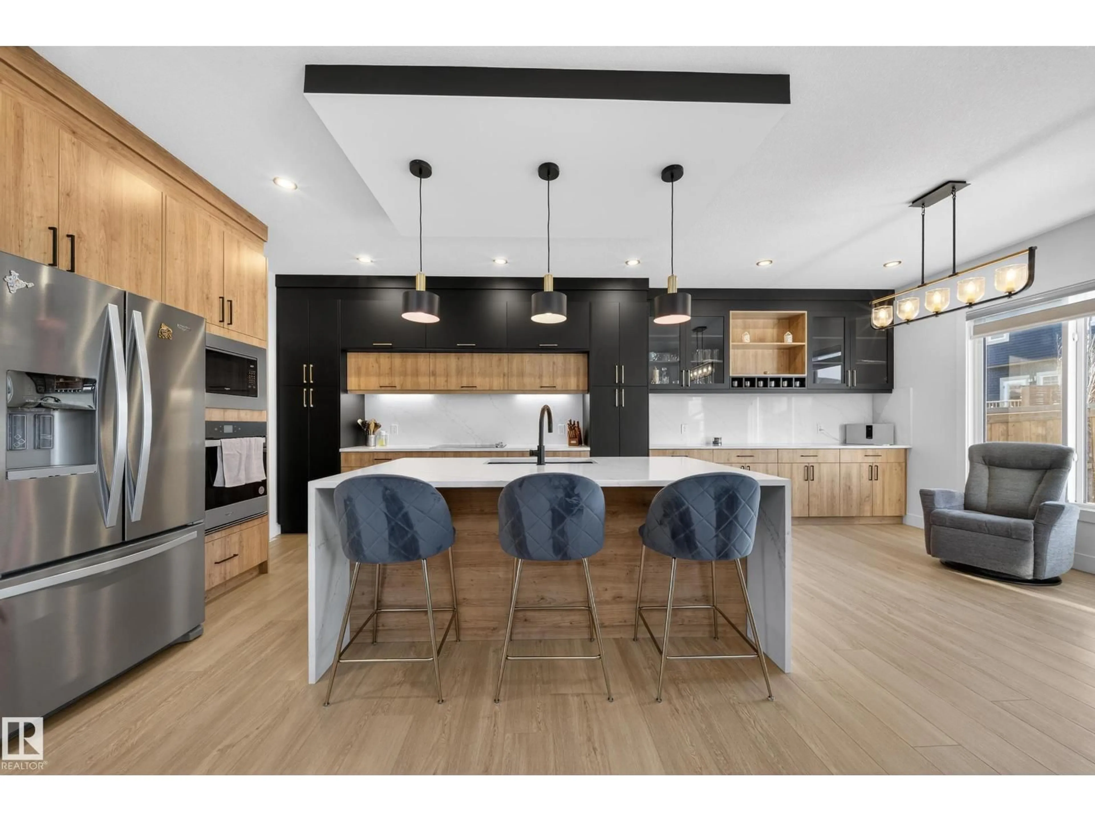 Contemporary kitchen, unknown for 200 KETTYL CO, Leduc Alberta T9E1S1