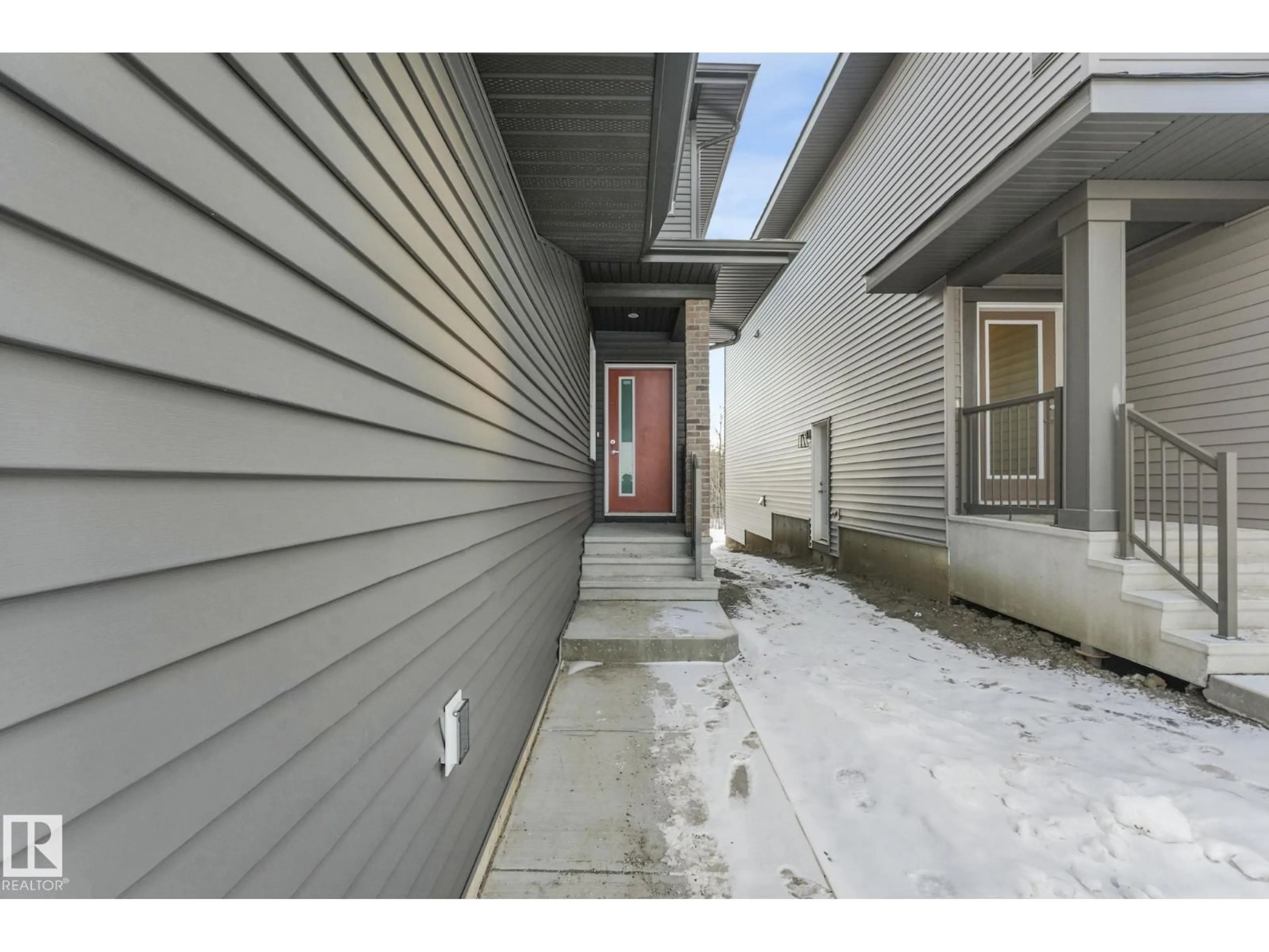 Indoor entryway for NE - 17531 7 ST, Edmonton Alberta T5Y4K3