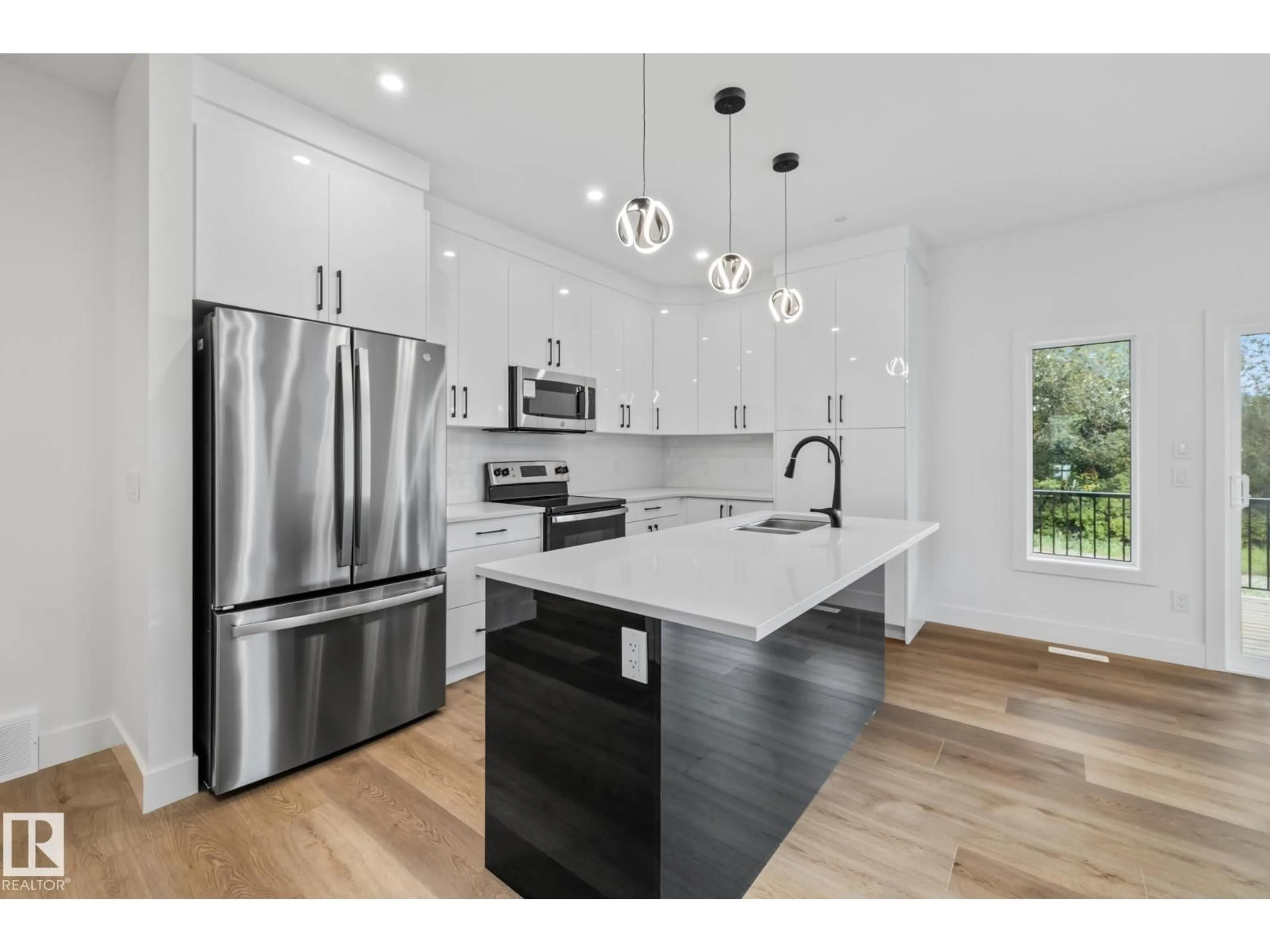 Open concept kitchen, unknown for 5213 55 STREET, Wabamun Alberta T0E2K0