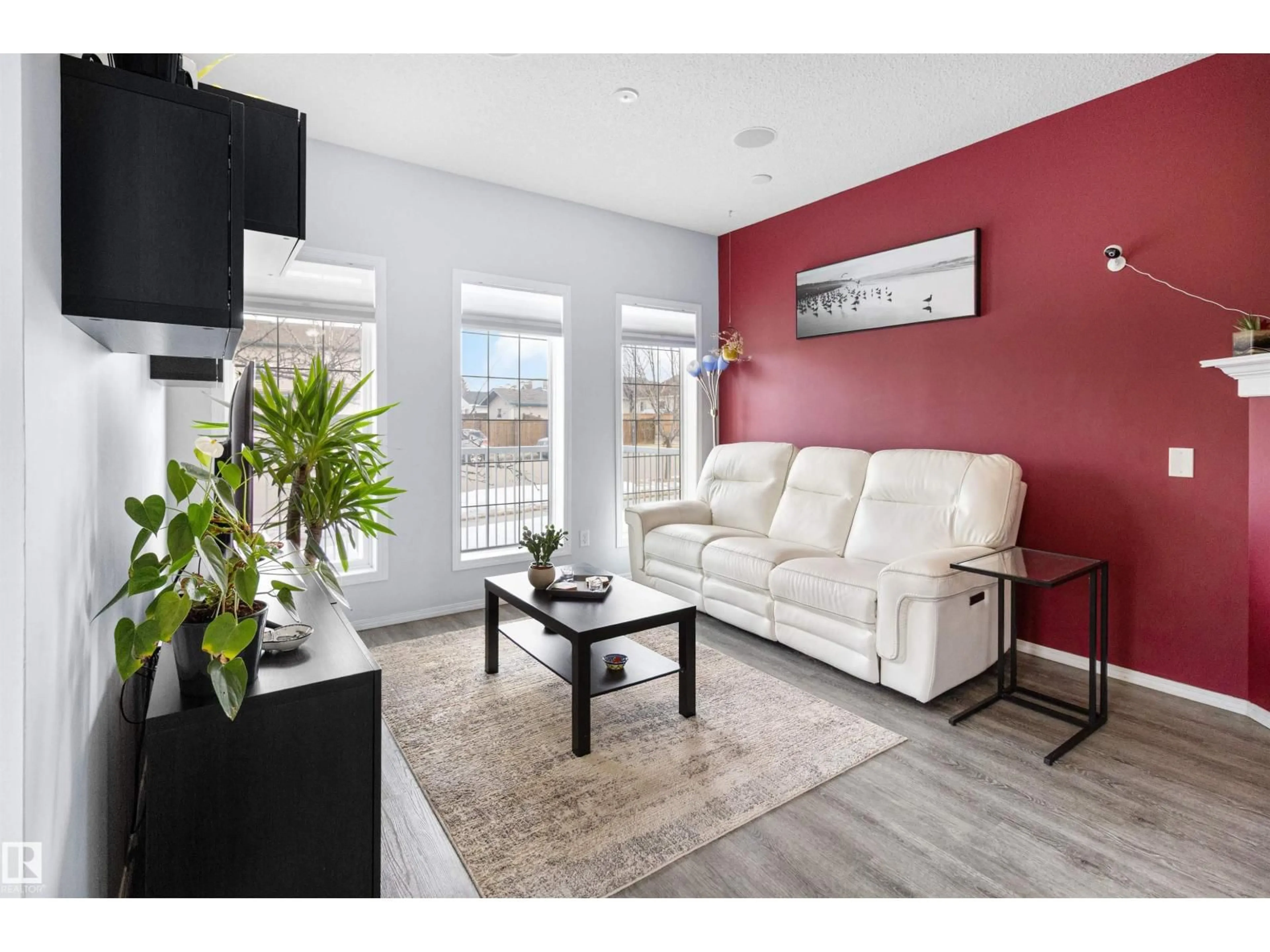 Living room with furniture, unknown for 304 BOTHWELL DR, Sherwood Park Alberta T8H2M7