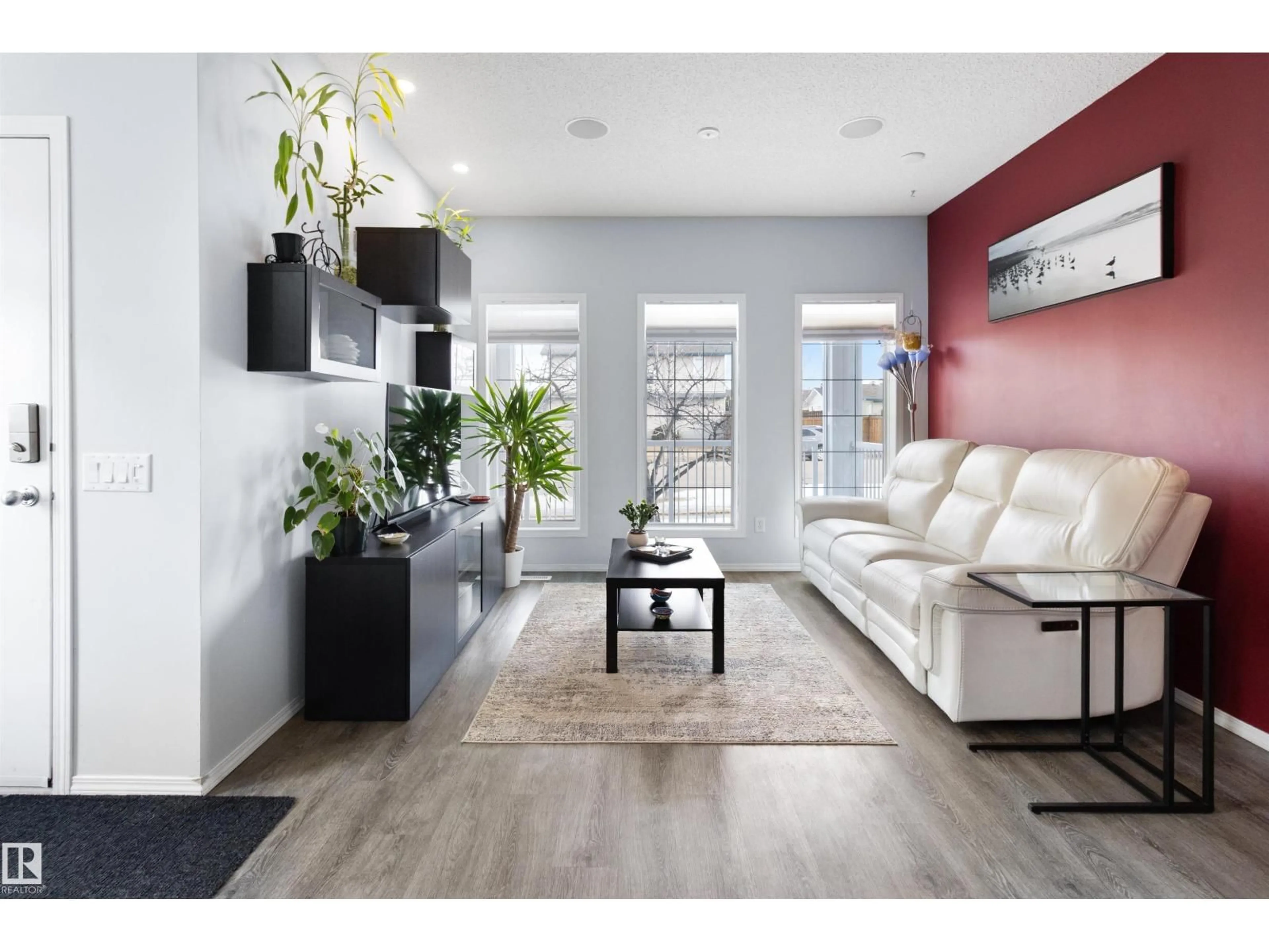 Living room with furniture, unknown for 304 BOTHWELL DR, Sherwood Park Alberta T8H2M7