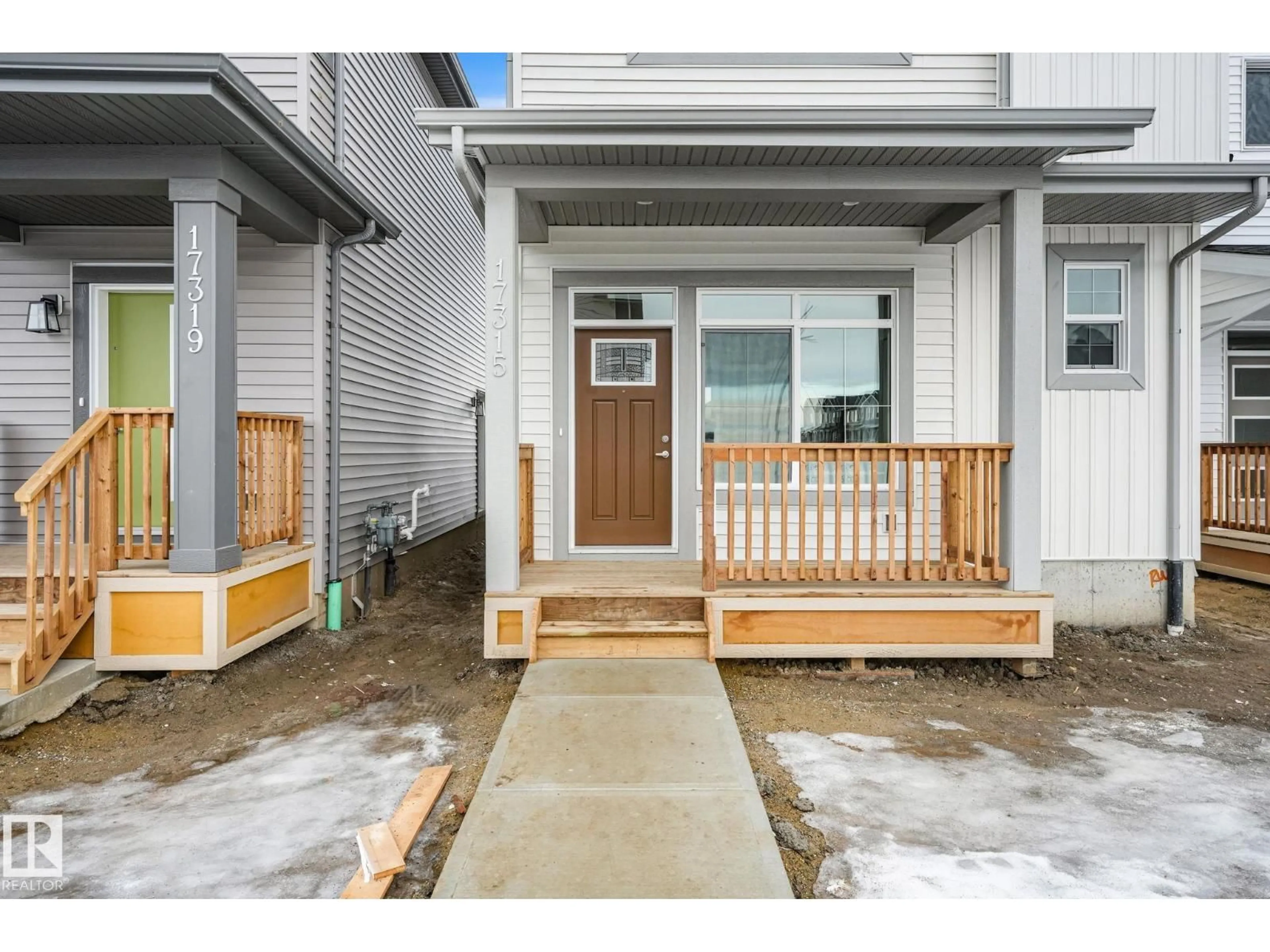 Indoor entryway for NE - 17315 6 ST, Edmonton Alberta T5Y4G2