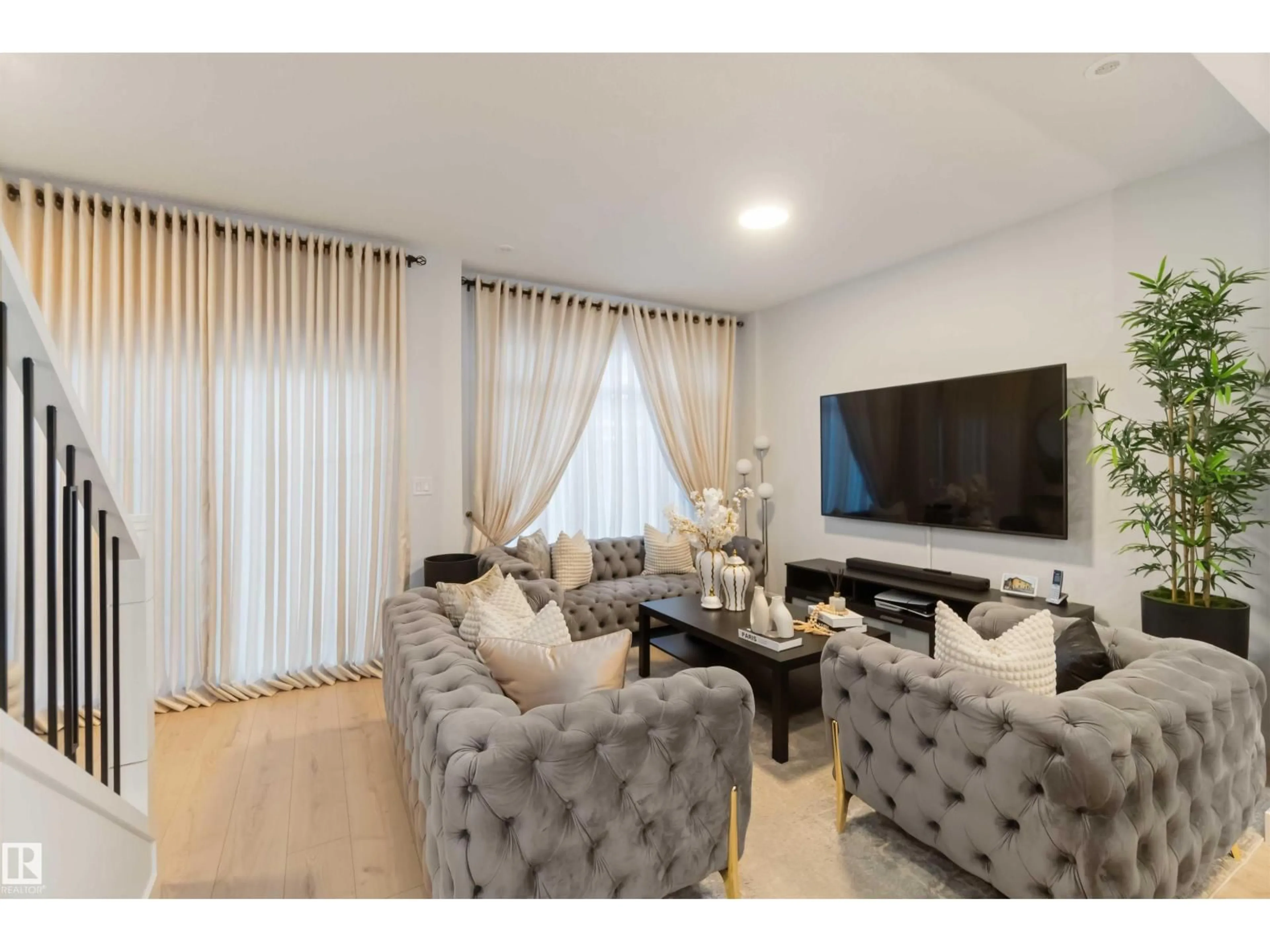 Living room with furniture, unknown for SW - 6214 CARTMELL CO, Edmonton Alberta T6W3L5