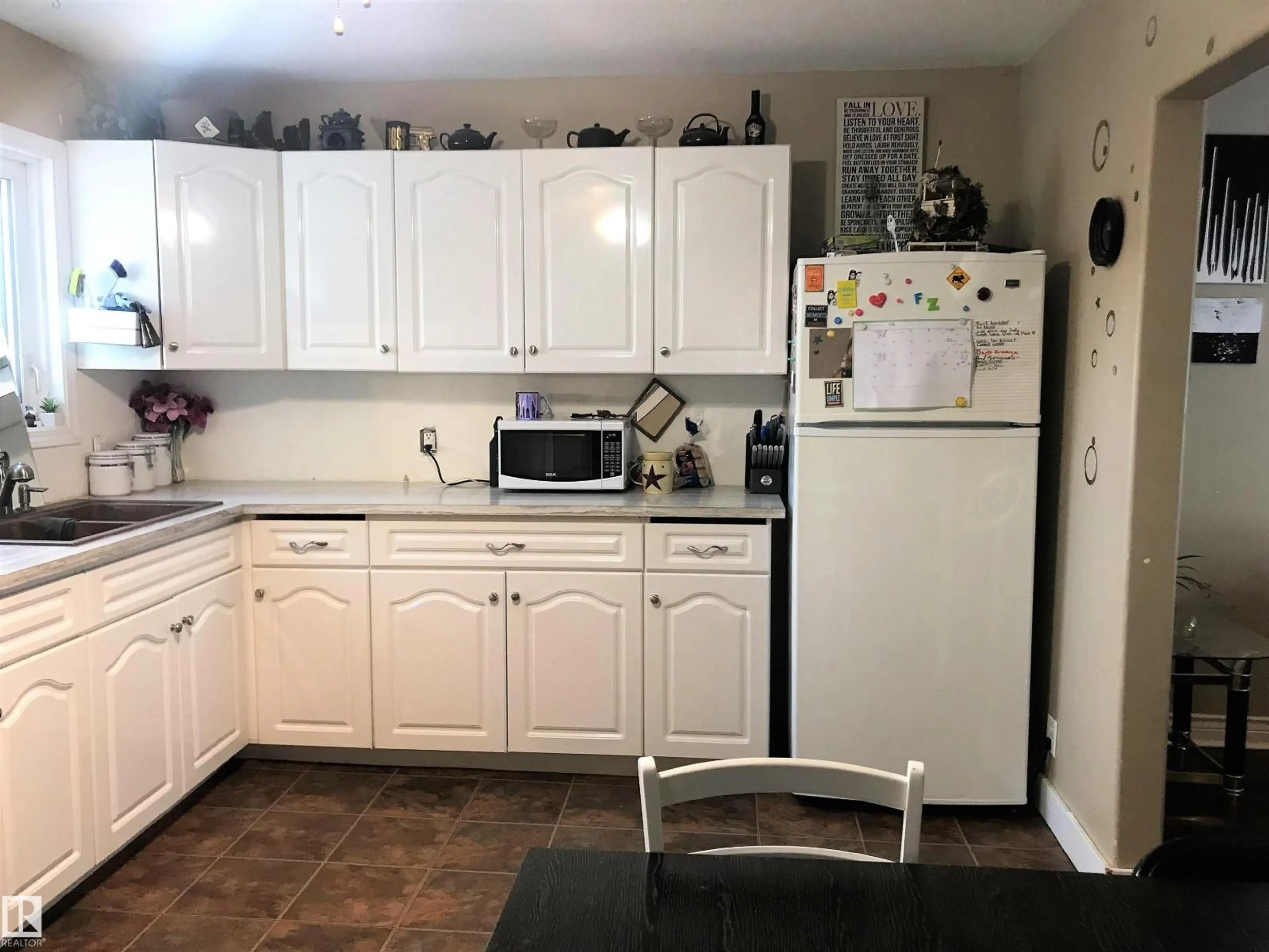 Standard kitchen, unknown for 4735 48 AVE, Evansburg Alberta T0E0T0