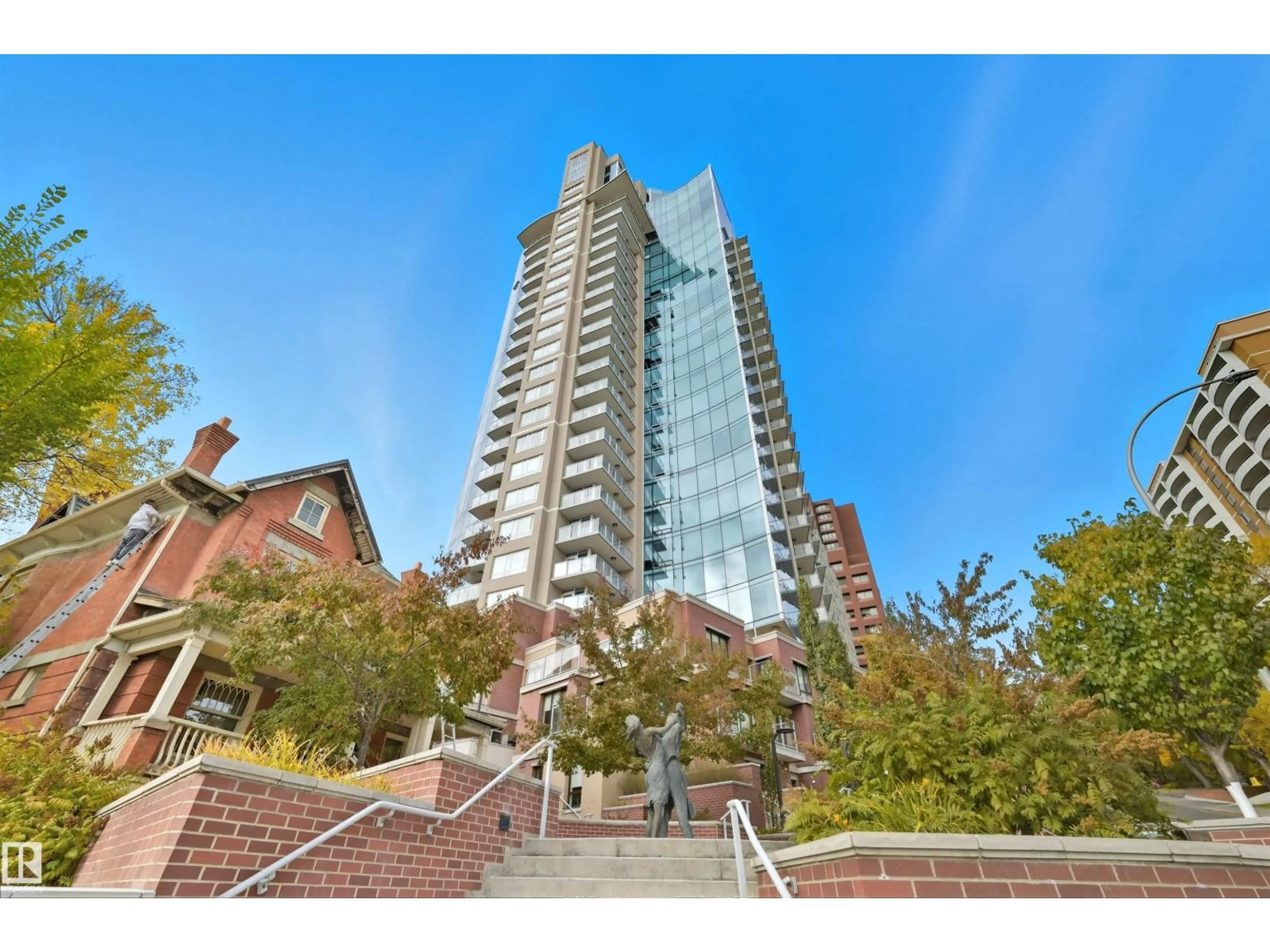 Unknown for 2002 - 9720 106 ST, Edmonton Alberta T5K0K8