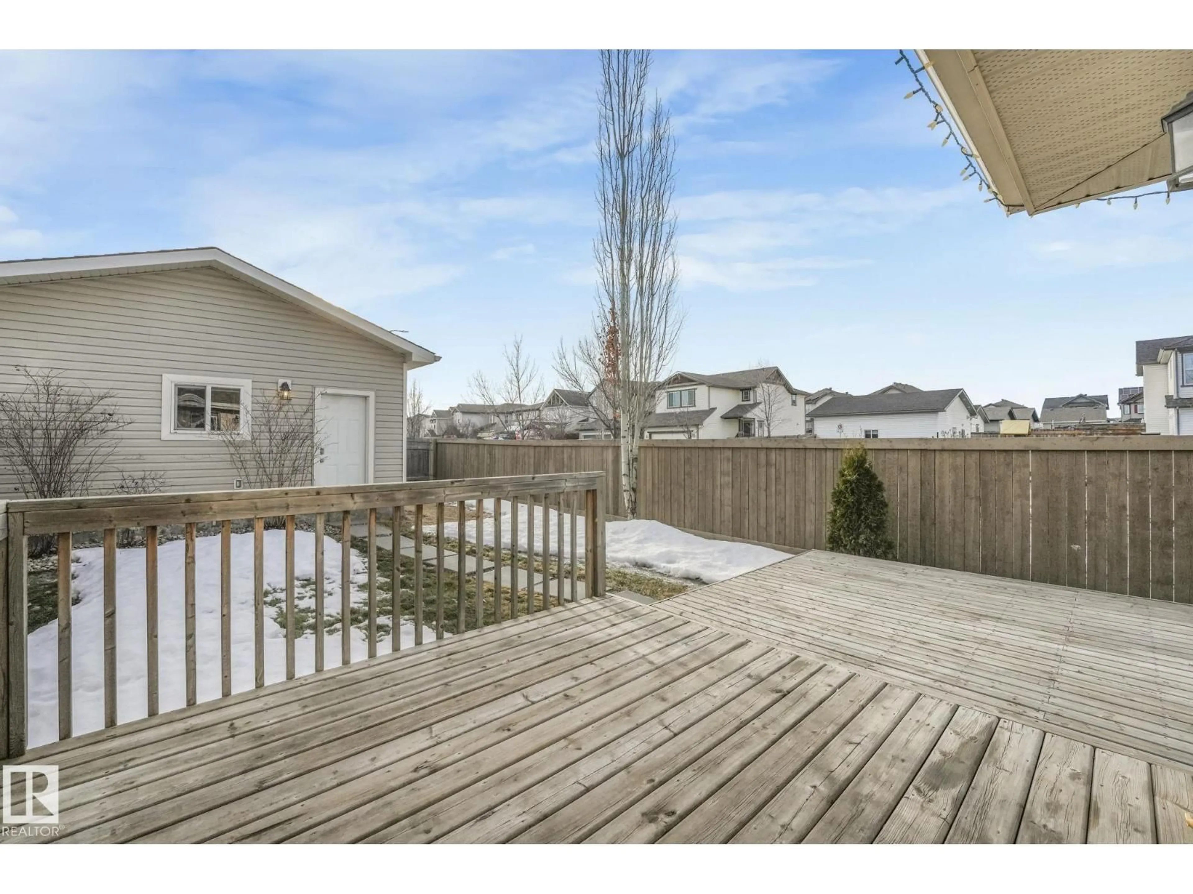 Patio, unknown for 385 SECORD BV, Edmonton Alberta T5T4H4
