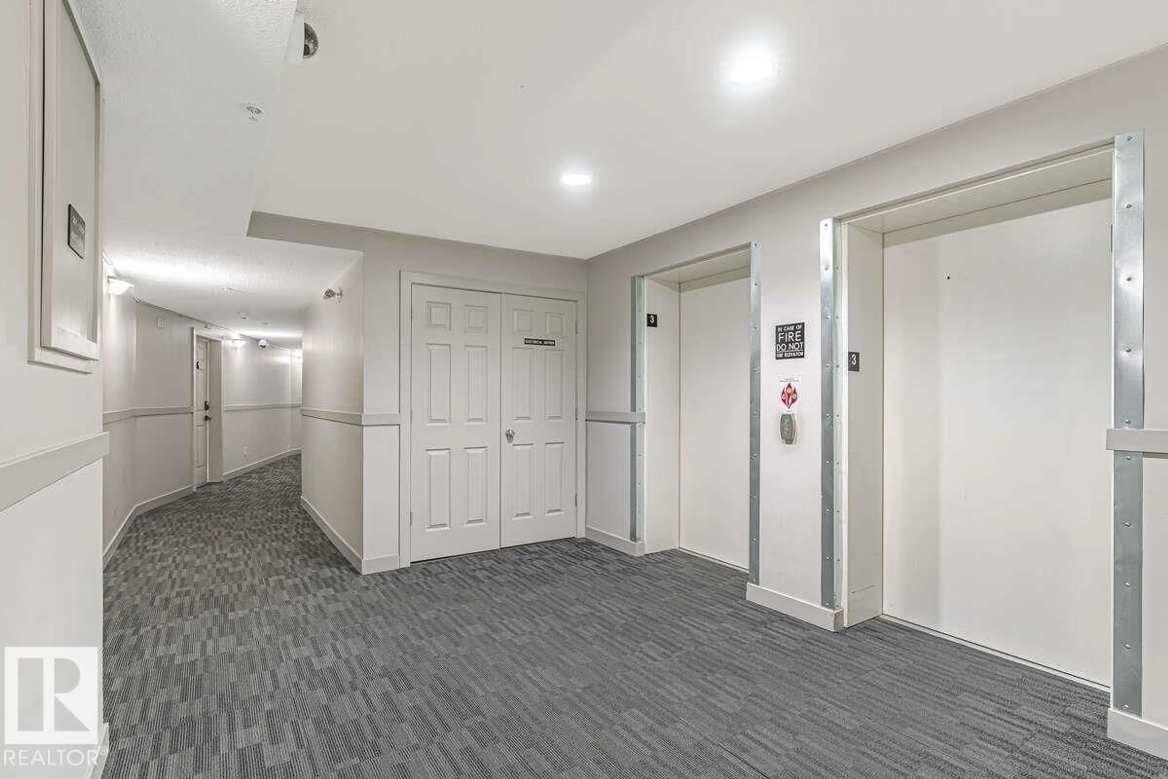 Indoor foyer for 920 - 316 156 ST, Edmonton Alberta T6R0N6