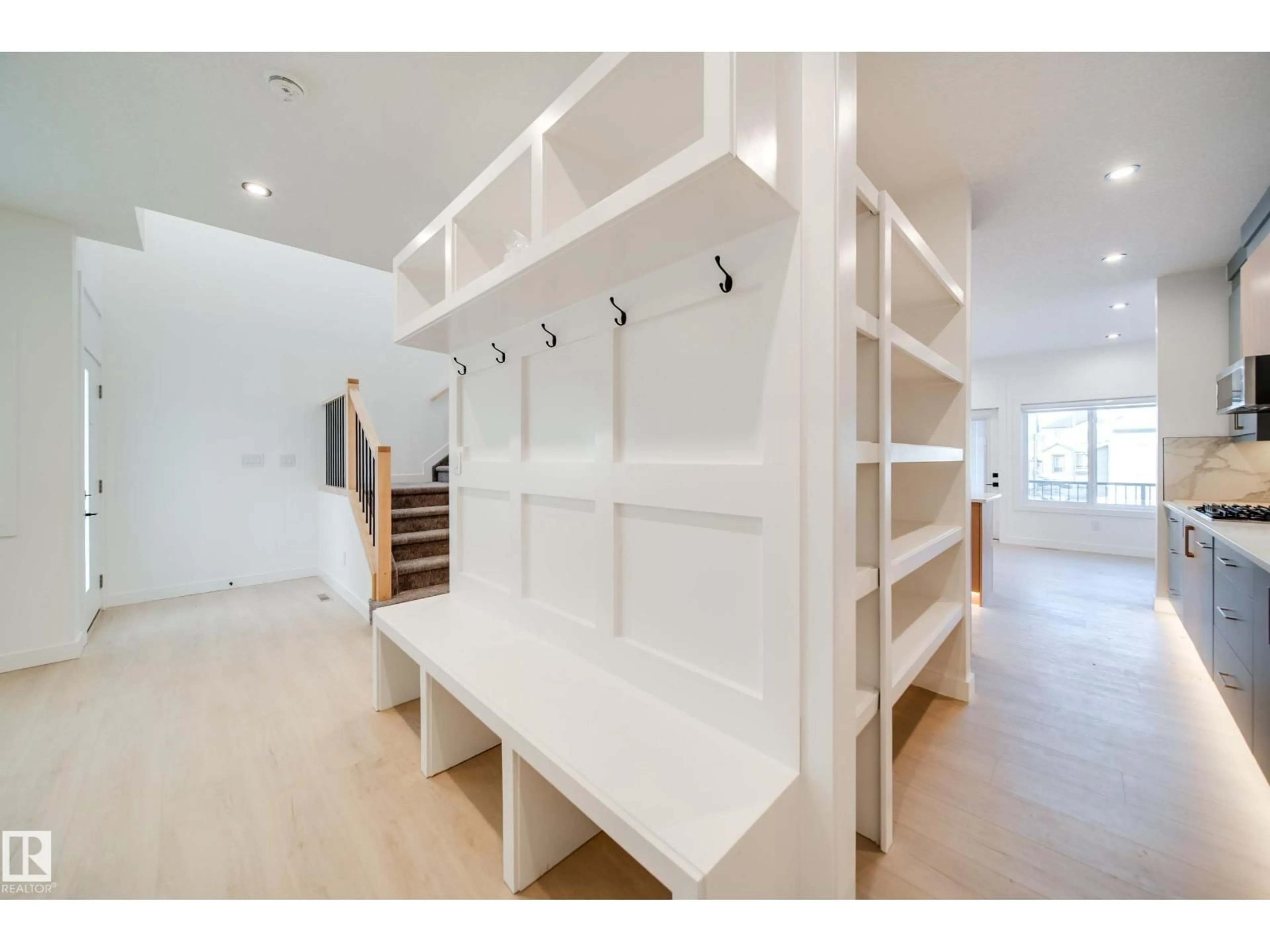 Unknown for 24 BLACKBIRD BN, Fort Saskatchewan Alberta T8L0G6