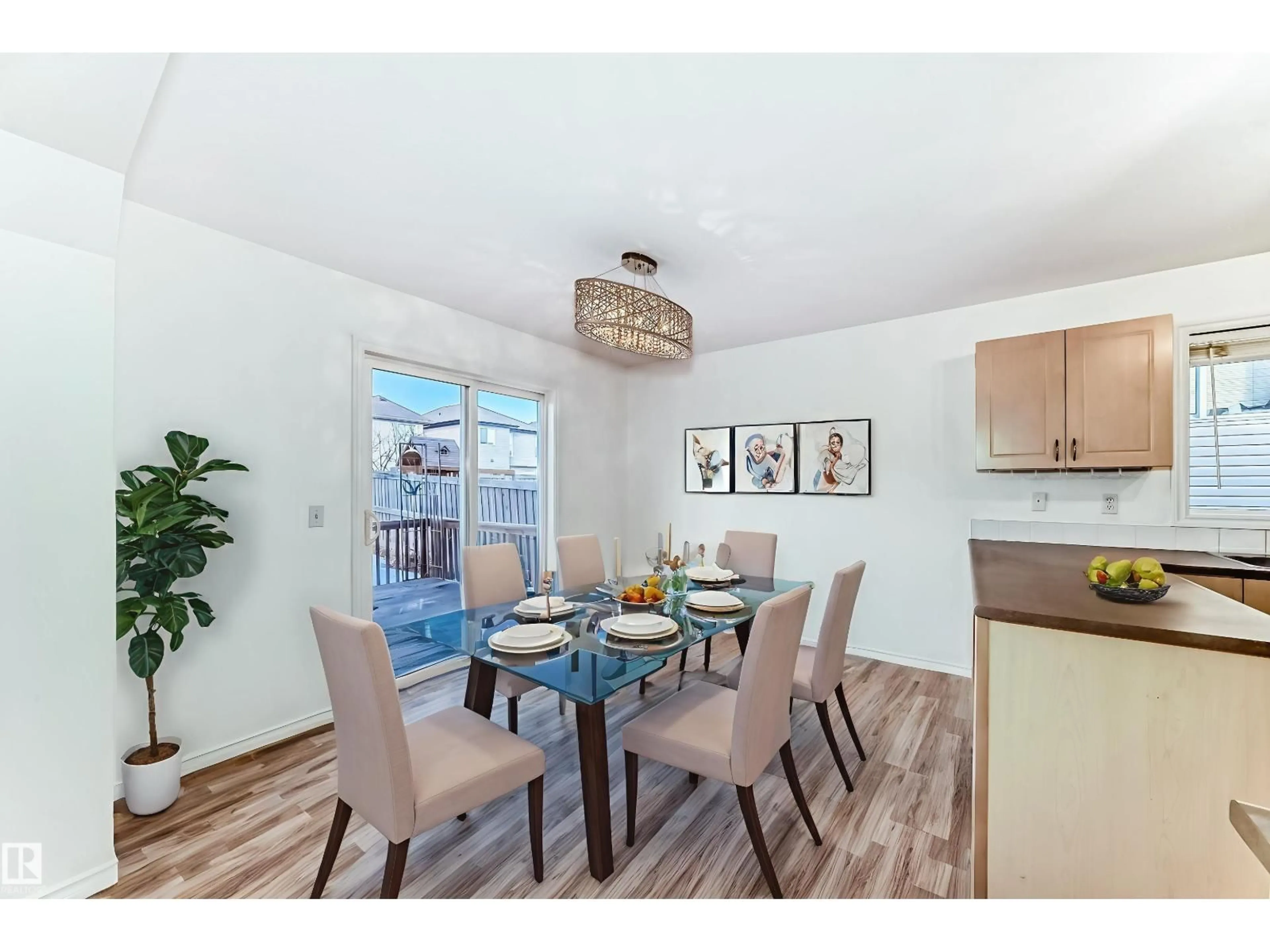 Dining room, wood/laminate floor for NW - 4604 202 ST, Edmonton Alberta T6M2Y1