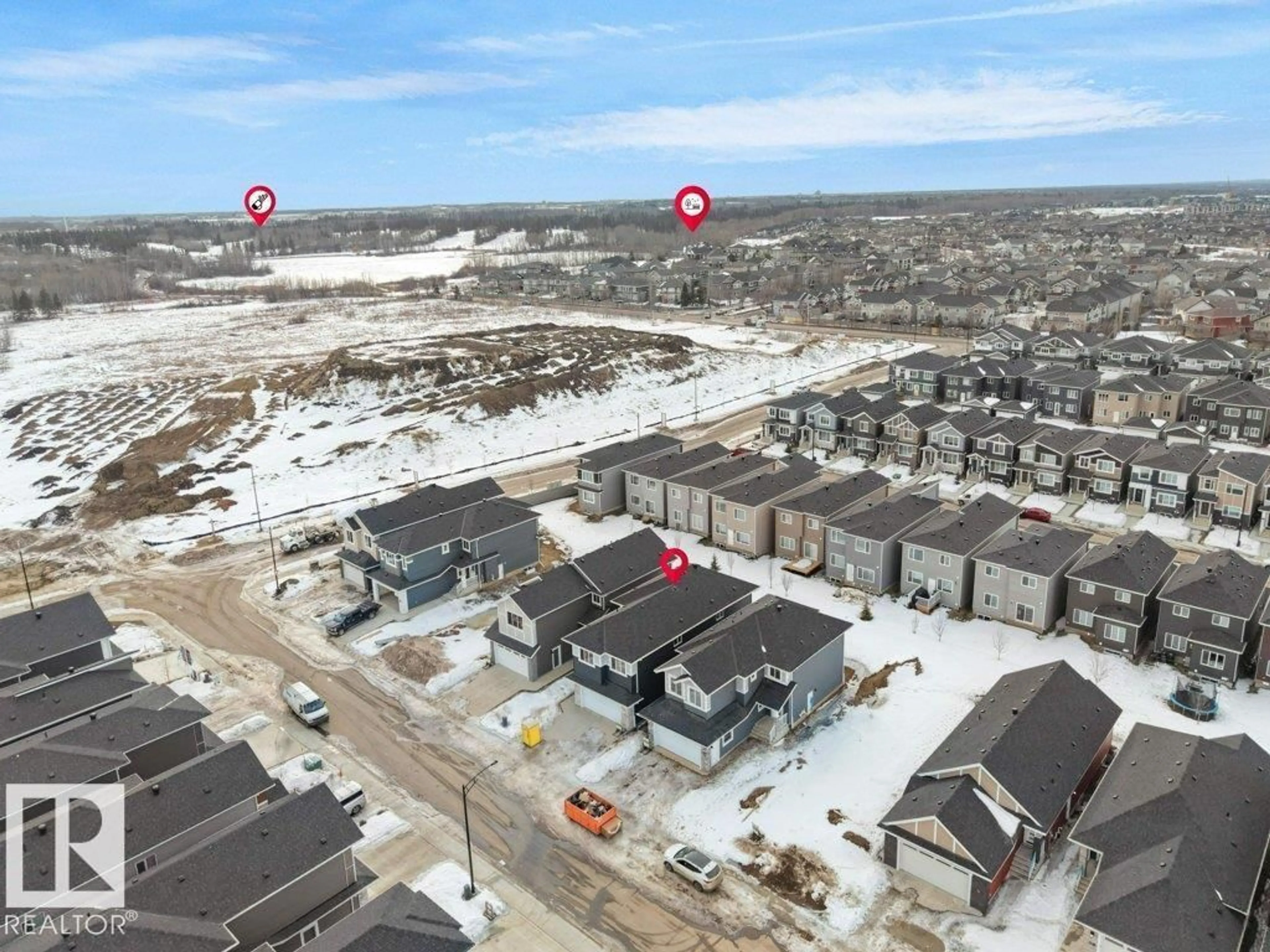 A pic from outside/outdoor area/front of a property/back of a property/a pic from drone, street for 3312 CHICKADEE DR, Edmonton Alberta T5S0V5