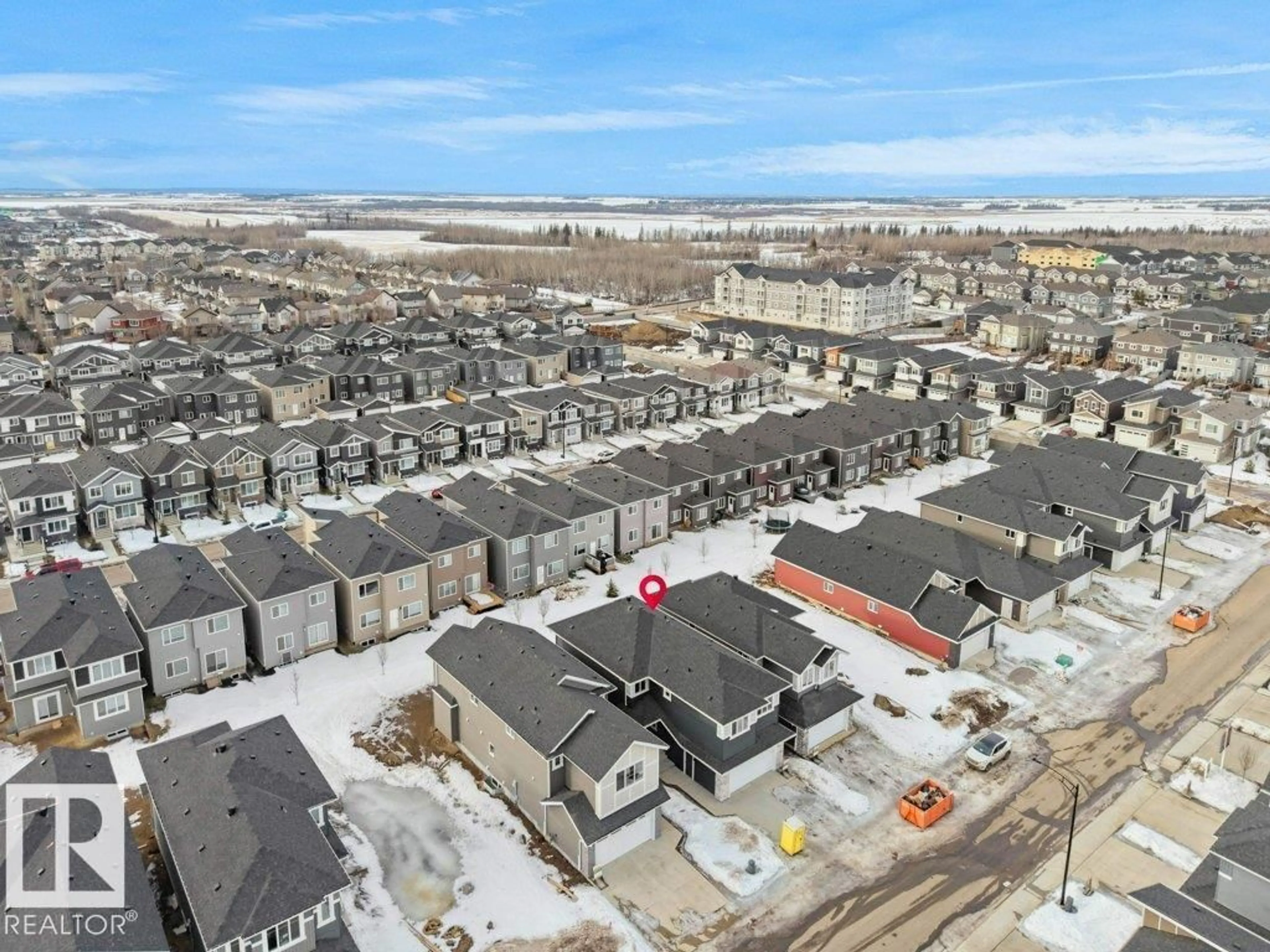 A pic from outside/outdoor area/front of a property/back of a property/a pic from drone, unknown for 3312 CHICKADEE DR, Edmonton Alberta T5S0V5