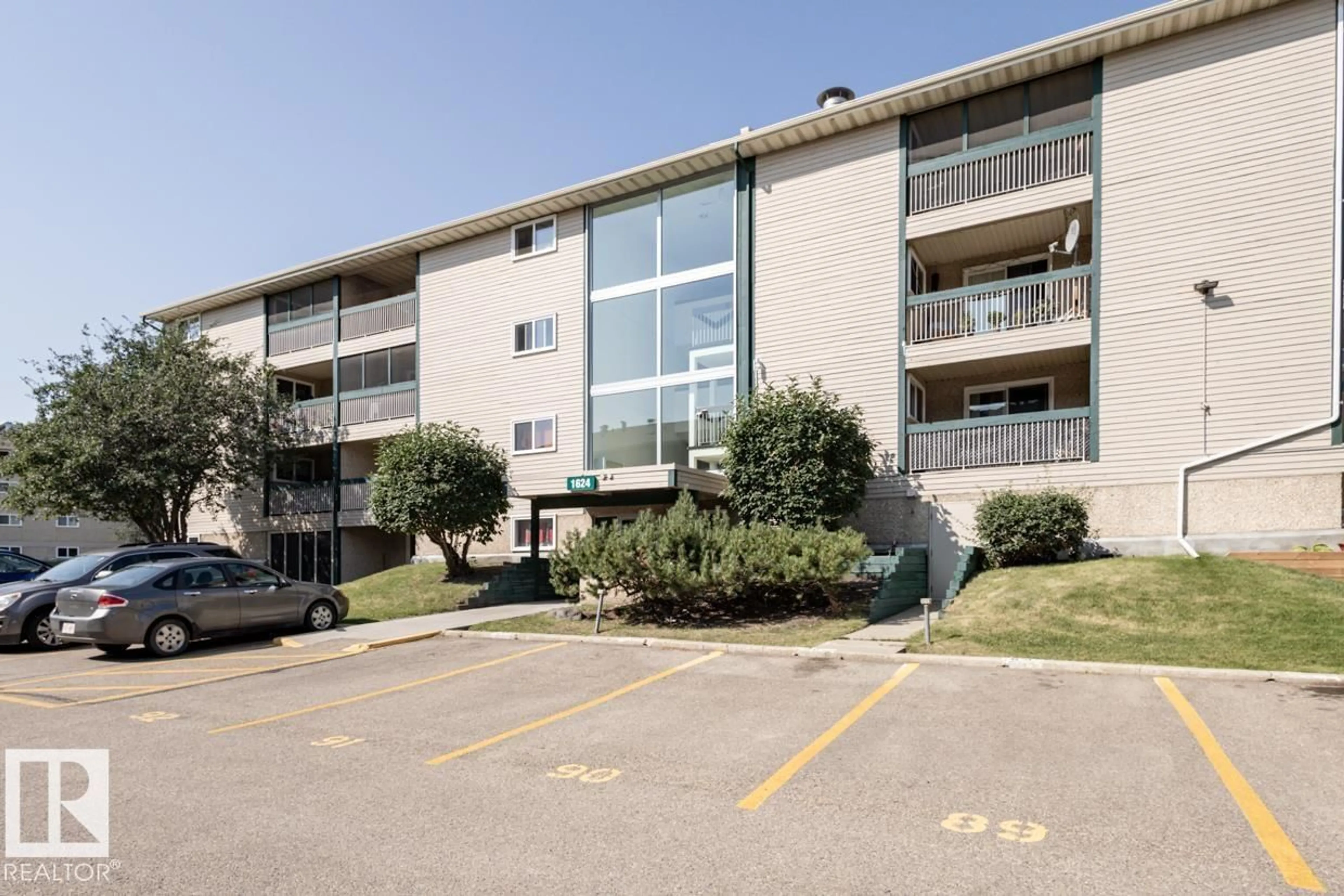 Patio, unknown for #311 - 1624 48 ST, Edmonton Alberta T6L5P1