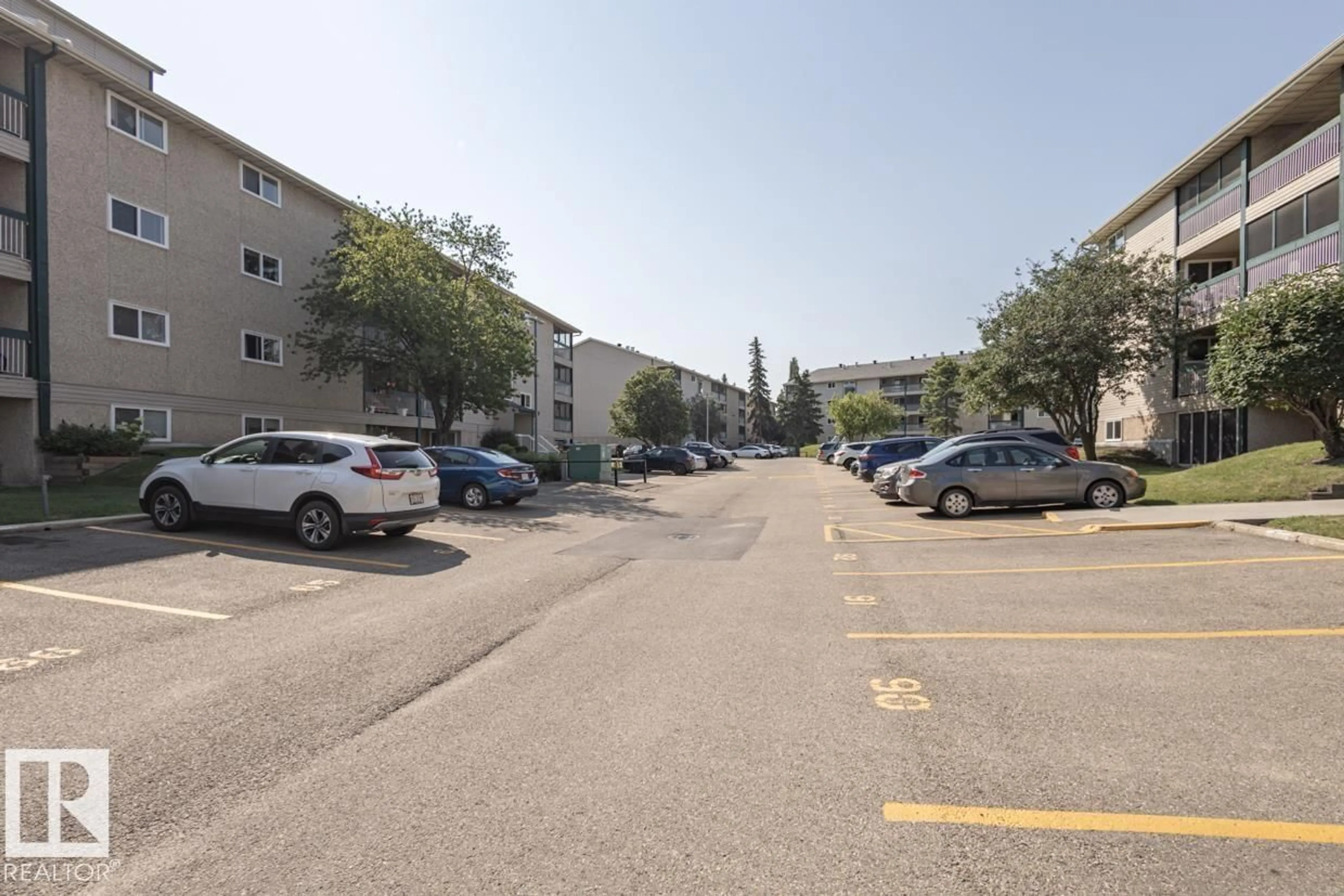 Parking for #311 - 1624 48 ST, Edmonton Alberta T6L5P1