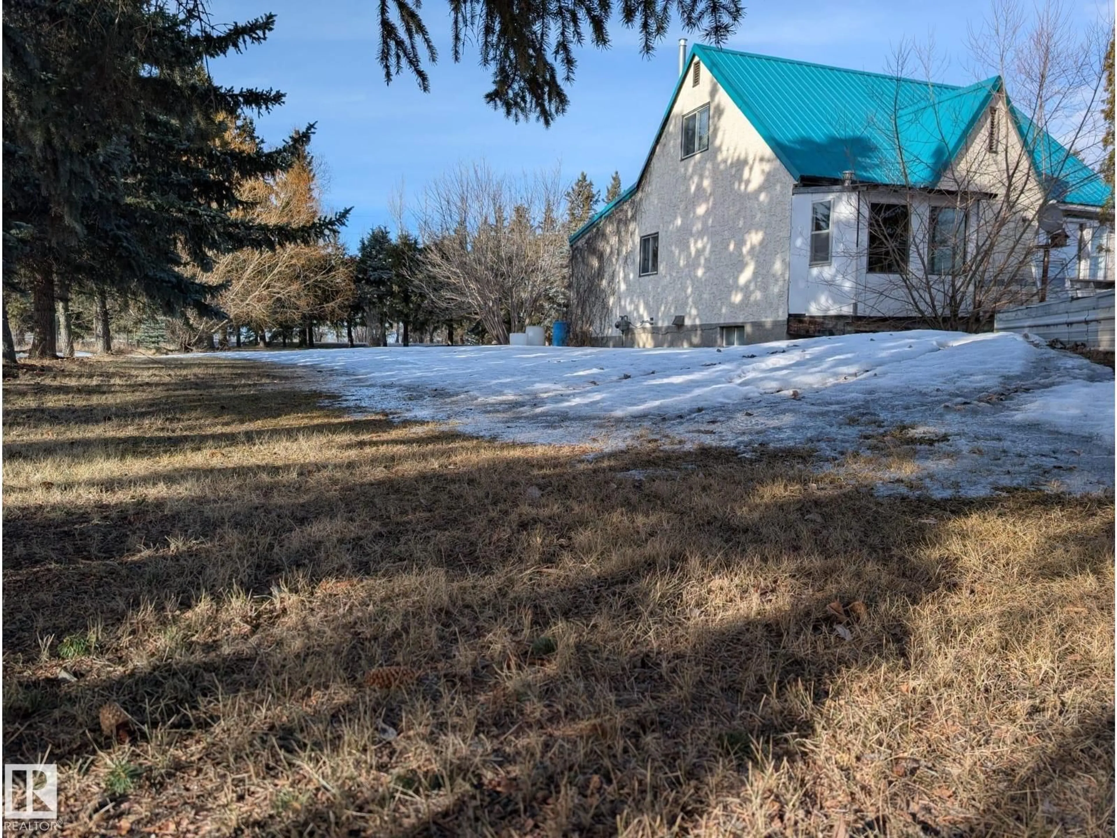 A pic from outside/outdoor area/front of a property/back of a property/a pic from drone, mountain view for 48479 RGE RD 263, Rural Leduc County Alberta T0C0V0