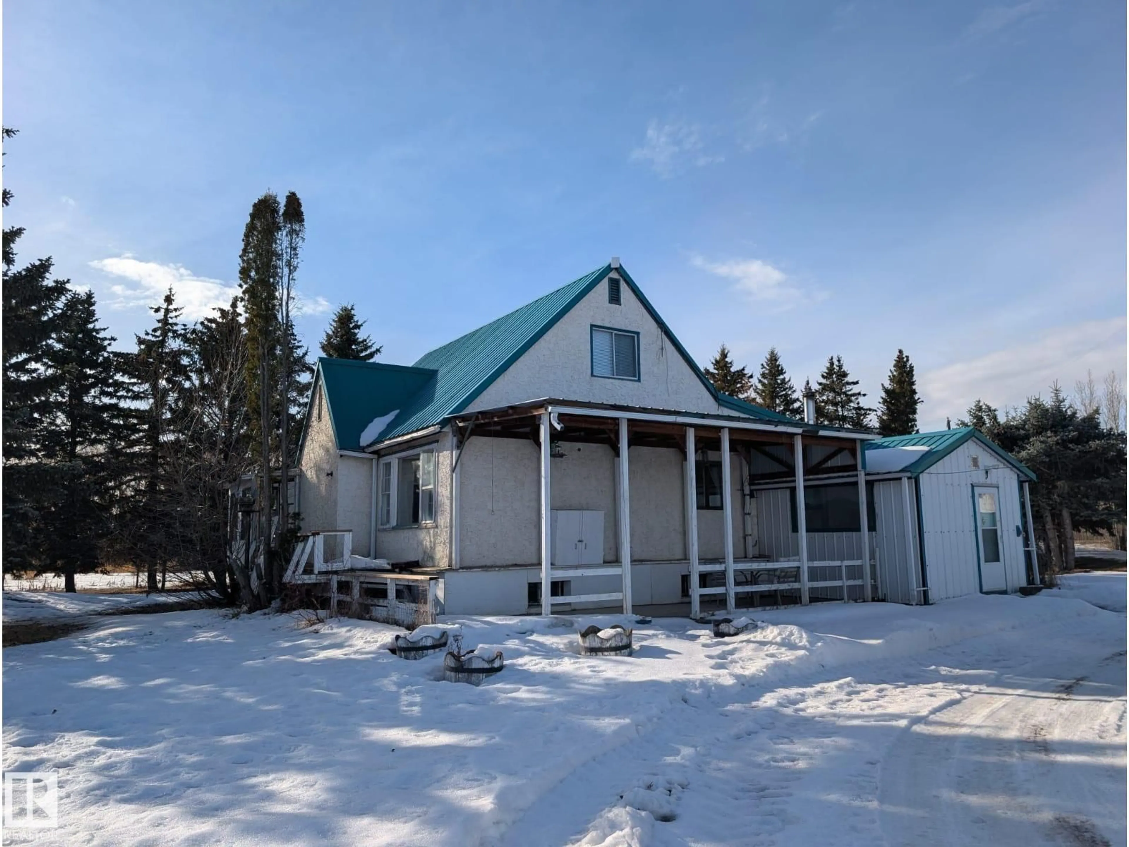 A pic from outside/outdoor area/front of a property/back of a property/a pic from drone, building for 48479 RGE RD 263, Rural Leduc County Alberta T0C0V0