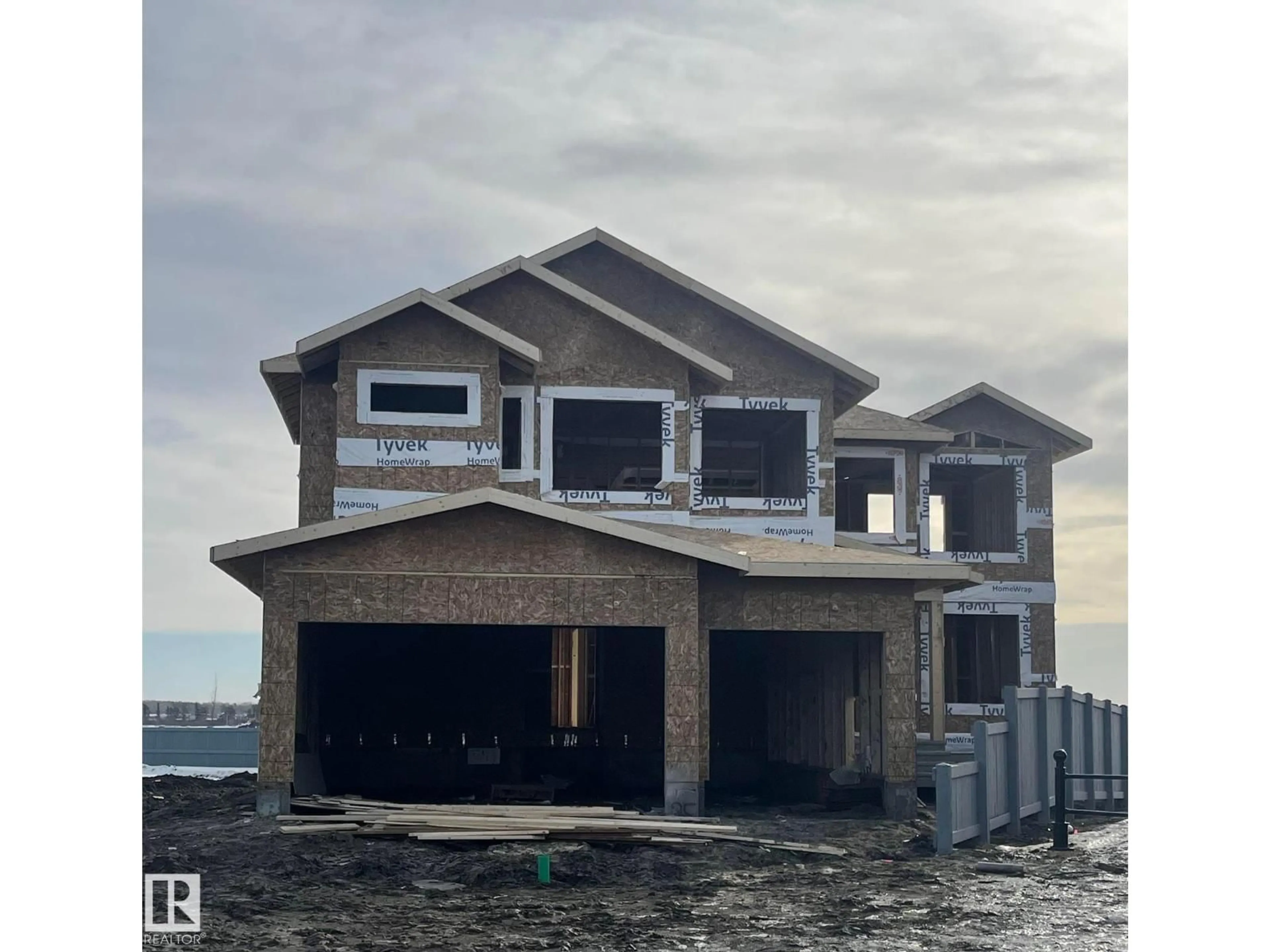 Home with vinyl exterior material, building for 18 OWL RIDGE CL, Fort Saskatchewan Alberta T8L0P6