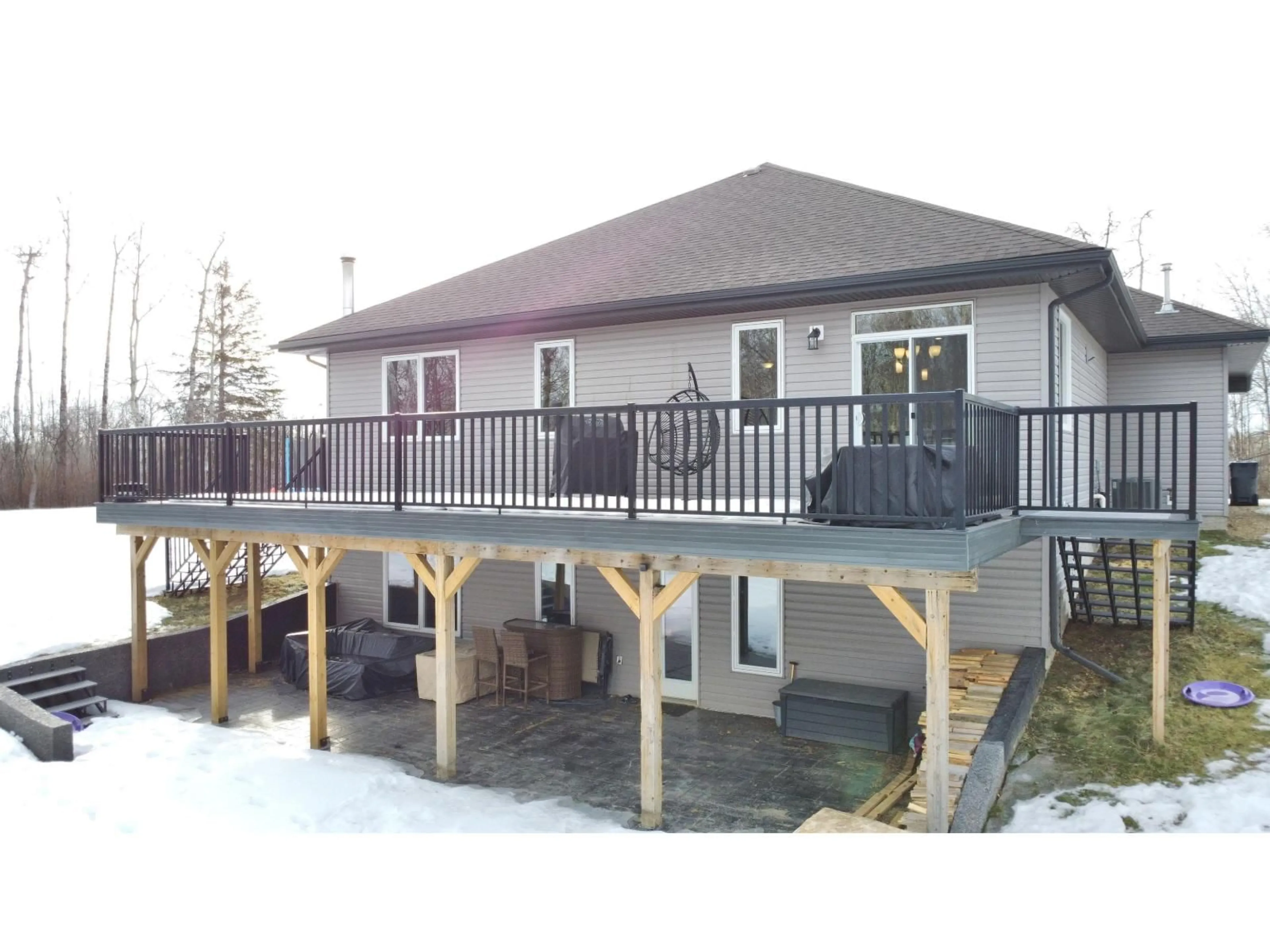Patio, unknown for 55108 - 210 RGE ROAD 15, Rural Lac Ste. Anne County Alberta T0E1V0