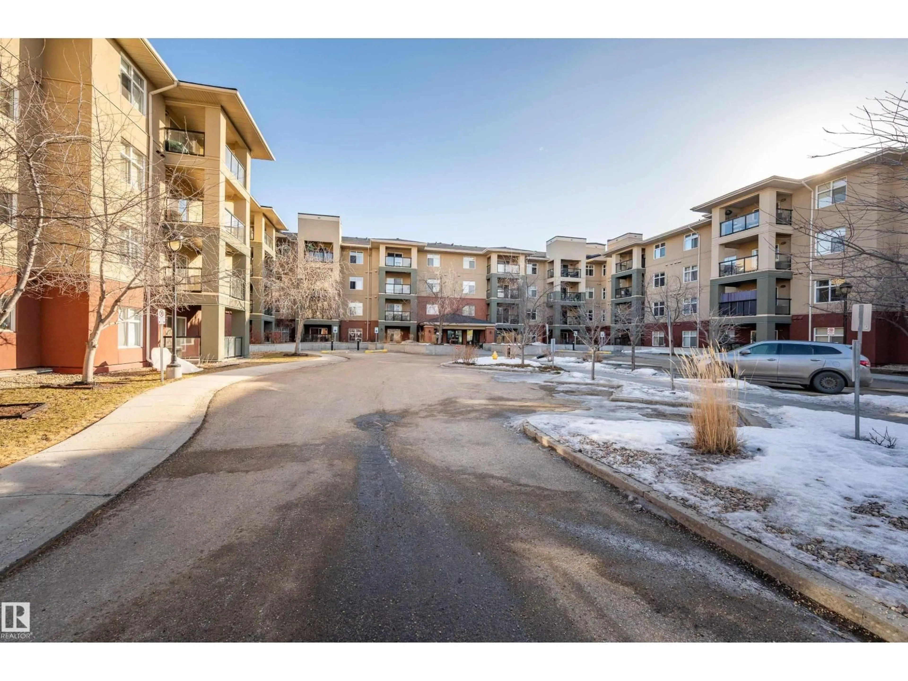 A pic from outside/outdoor area/front of a property/back of a property/a pic from drone, unknown for #422 - 7909 71 ST, Edmonton Alberta T6B3P5