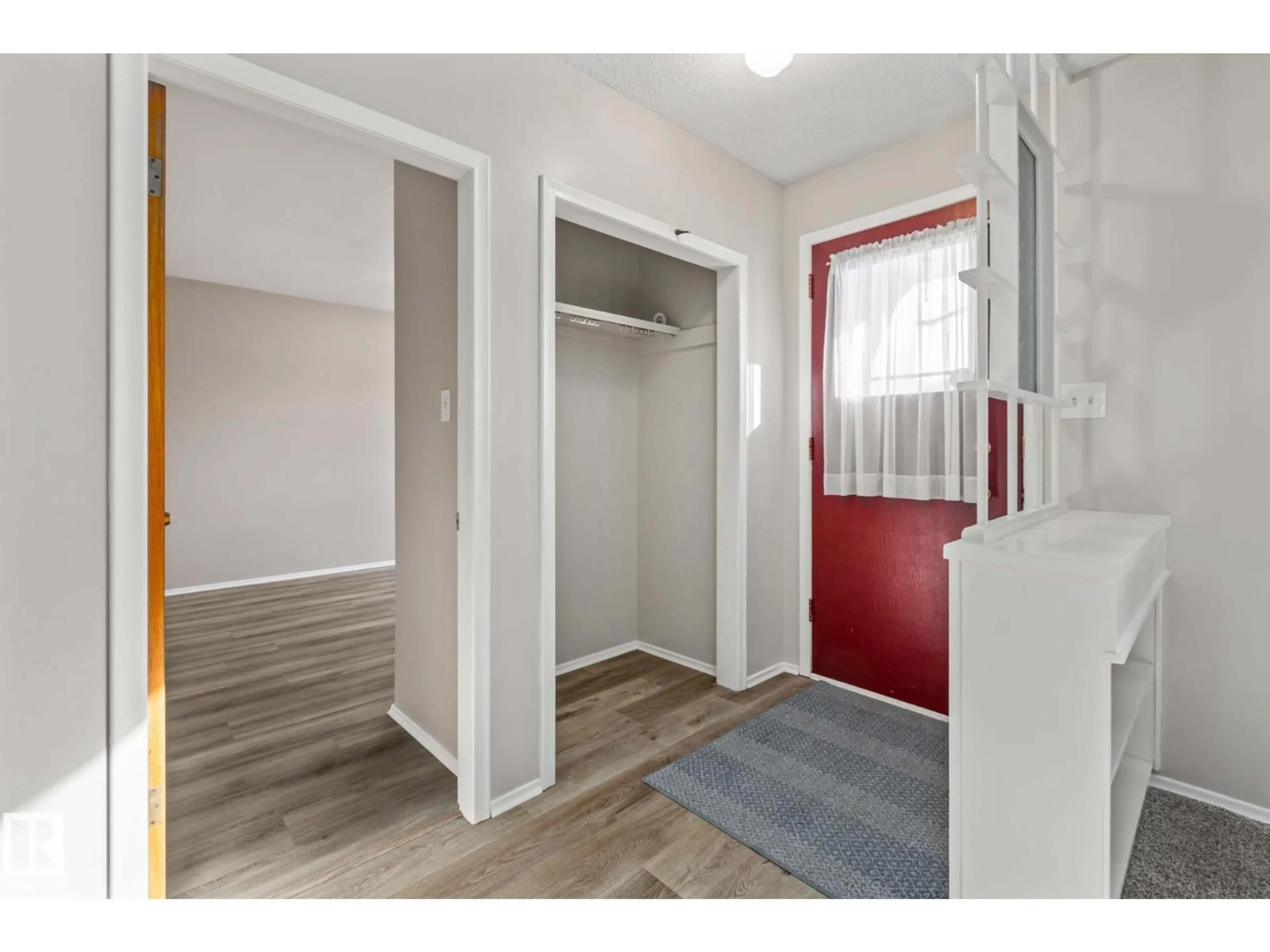 Indoor entryway for NW - 11926/11928 56 ST, Edmonton Alberta T5W3S9