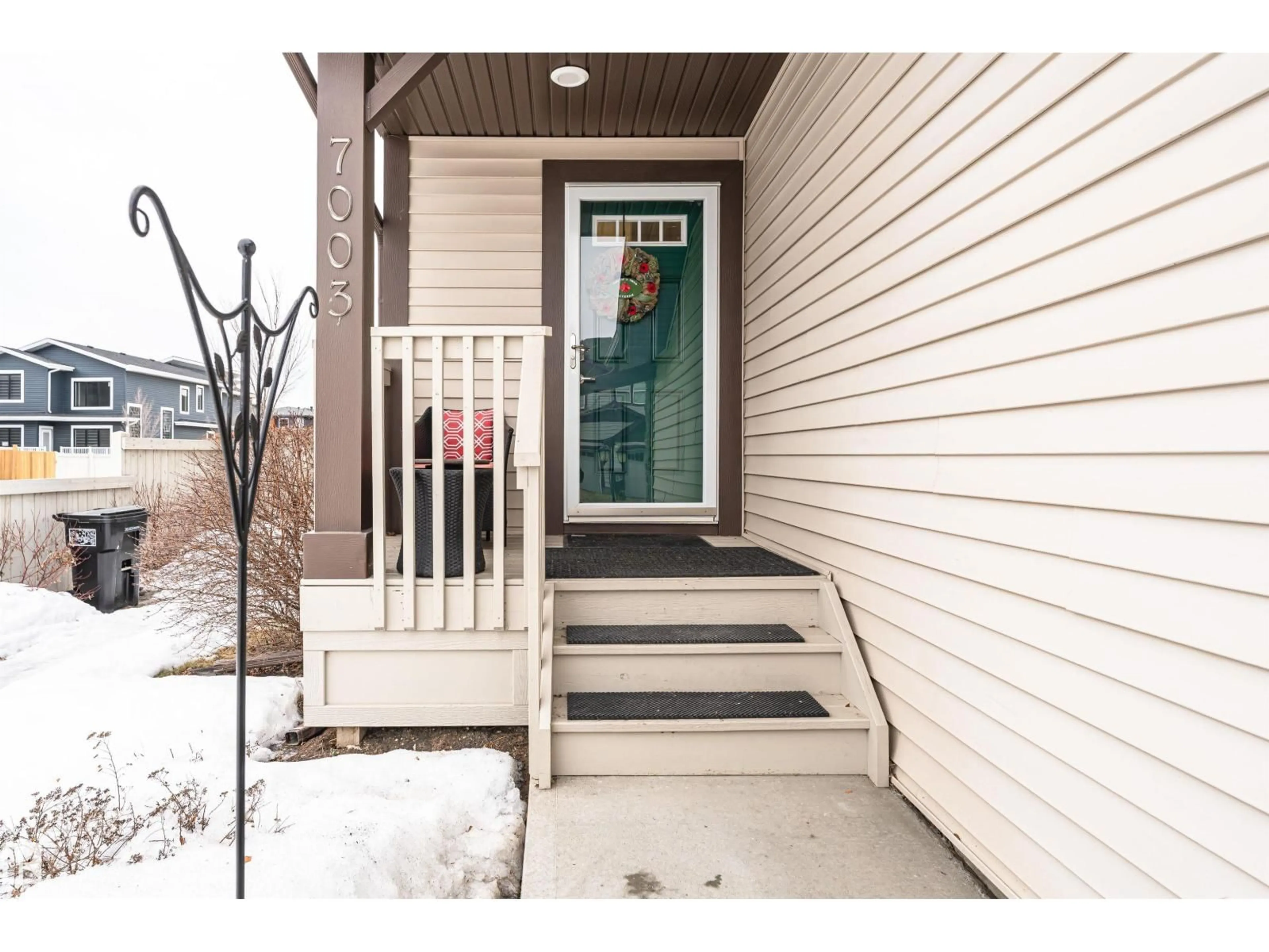 Indoor entryway for 7003 174 AV, Edmonton Alberta T5Z0C5