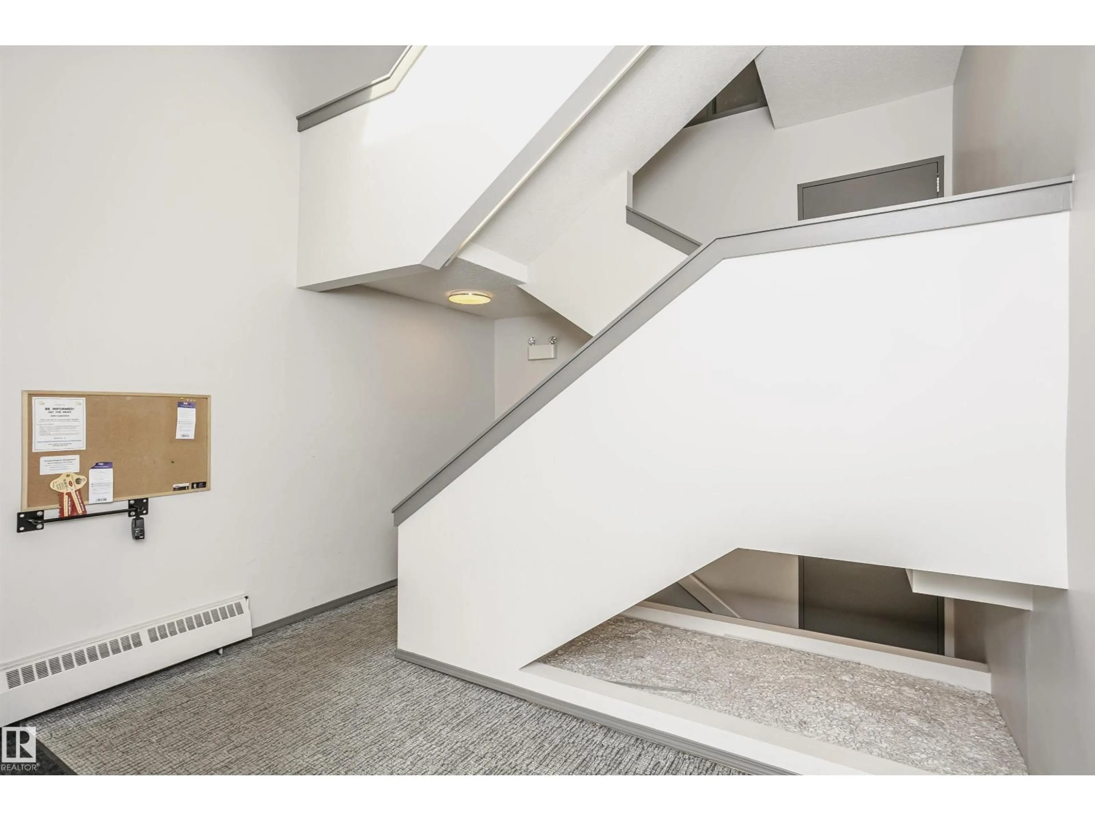 Stairs for #204 - 11440 40 AVE AV, Edmonton Alberta T6W1A7