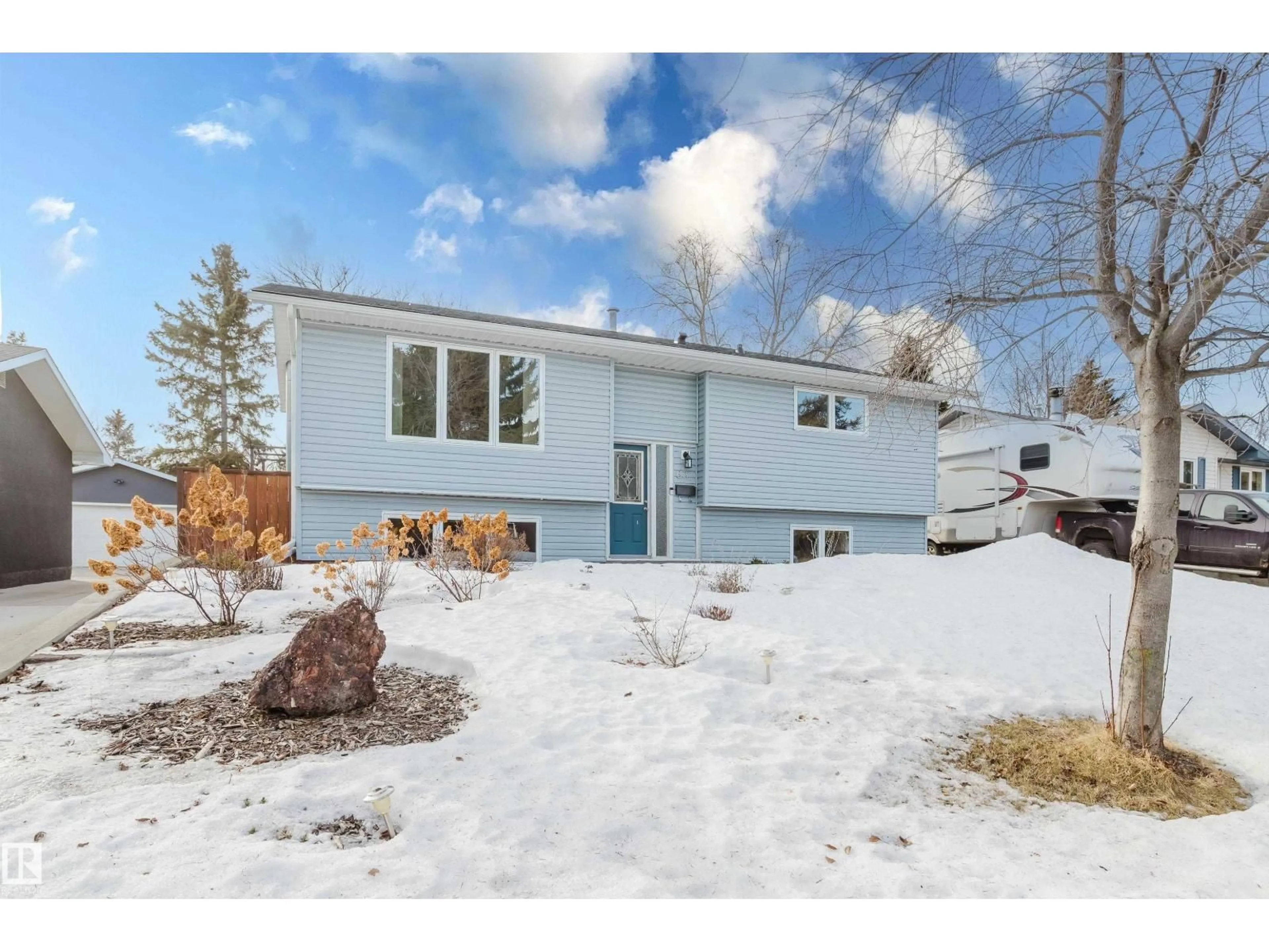 Unknown for 63 MERRYWOOD CR, Sherwood Park Alberta T8A0M7