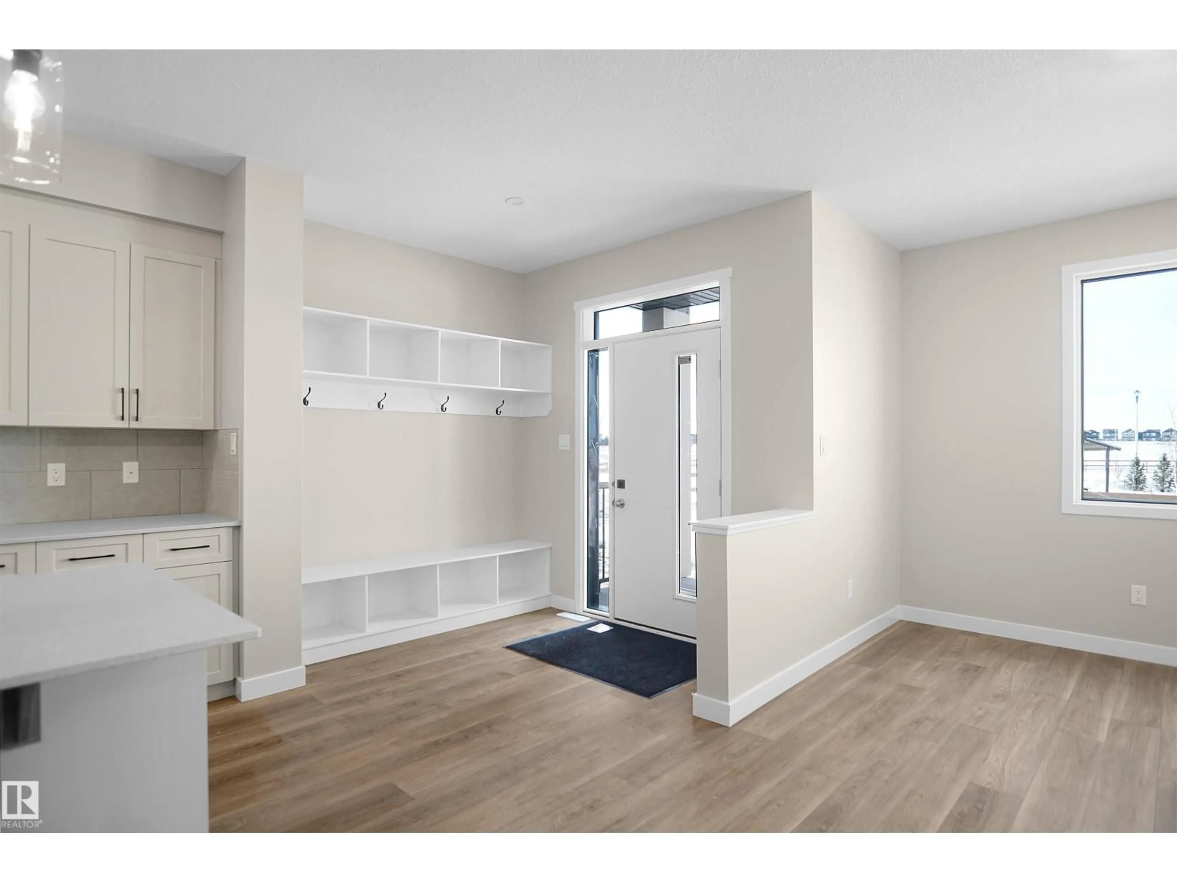 Indoor entryway for NE - 17518 5A ST, Edmonton Alberta T5Y4E8