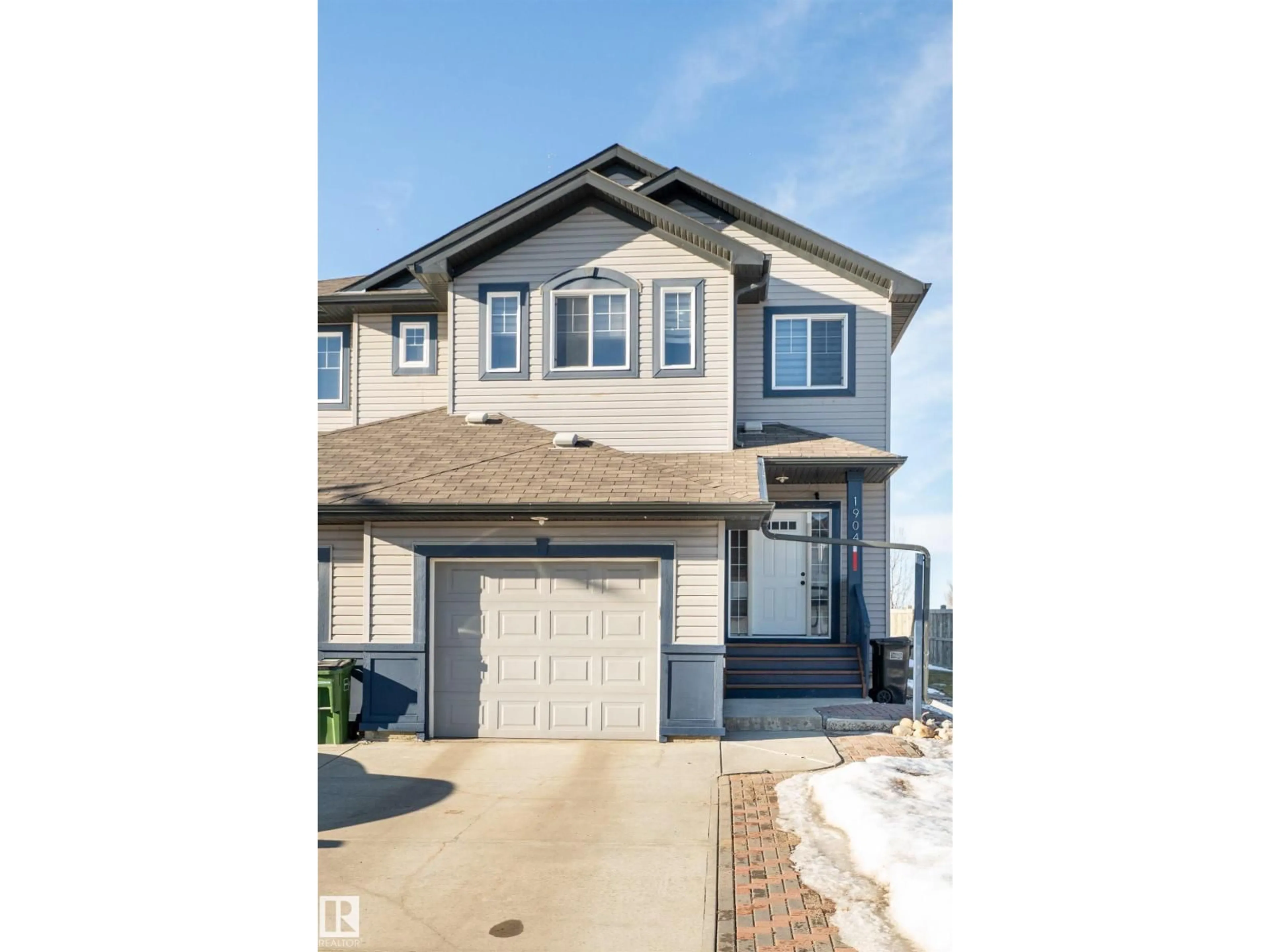 Unknown for 1904 118 ST, Edmonton Alberta T6W2E5