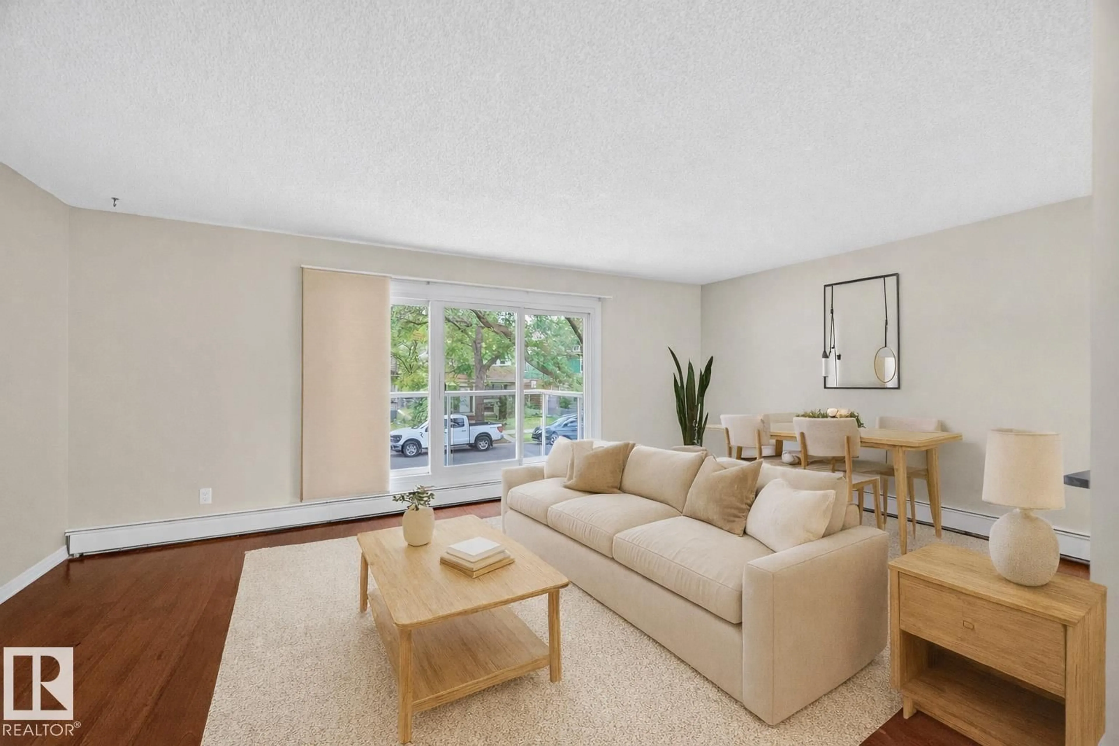 Living room with furniture, unknown for 202 - 10746 80 AV, Edmonton Alberta T6E1V8