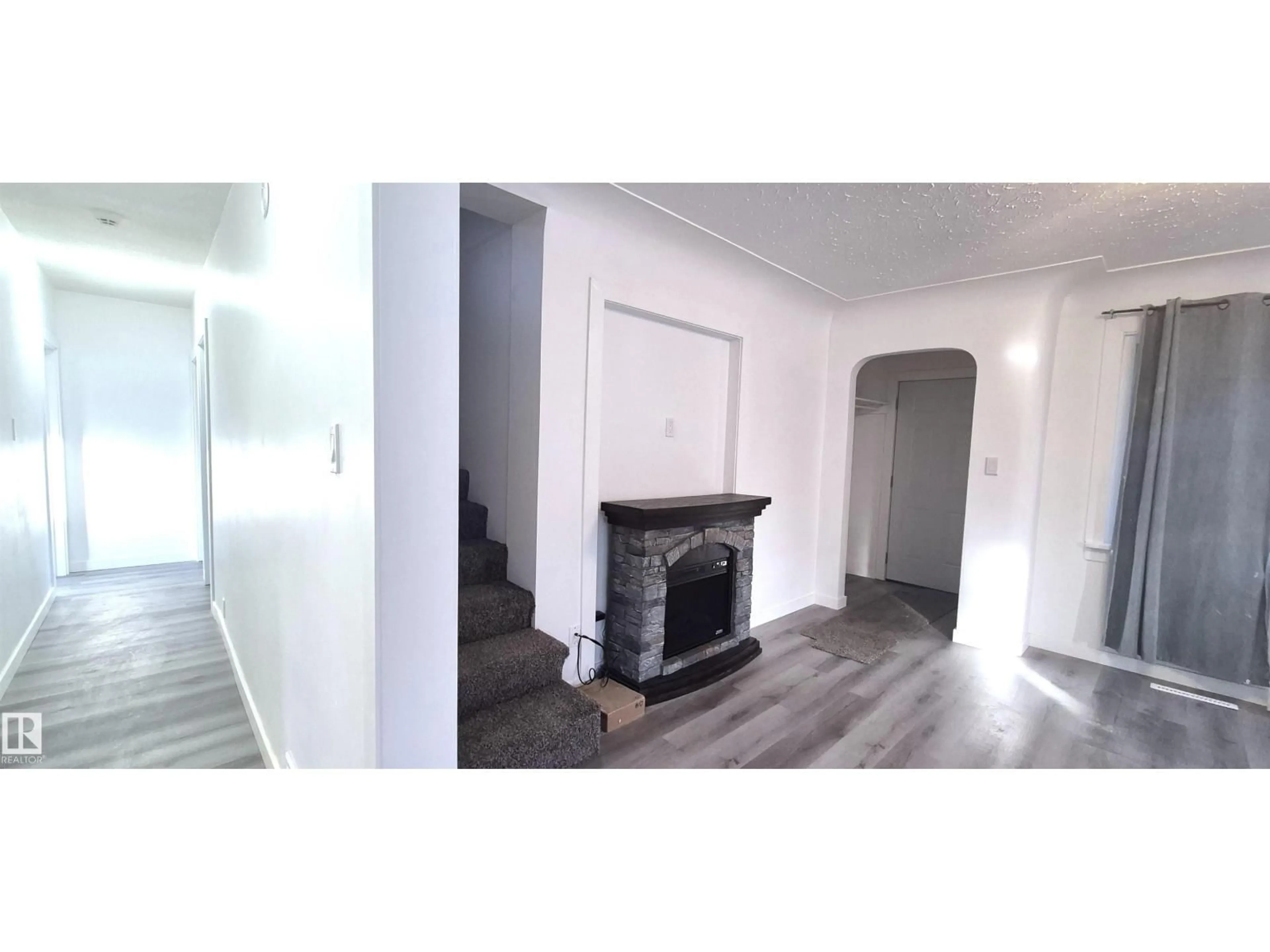 A pic of a room for NW - 12916 123A ST, Edmonton Alberta T5L0K9