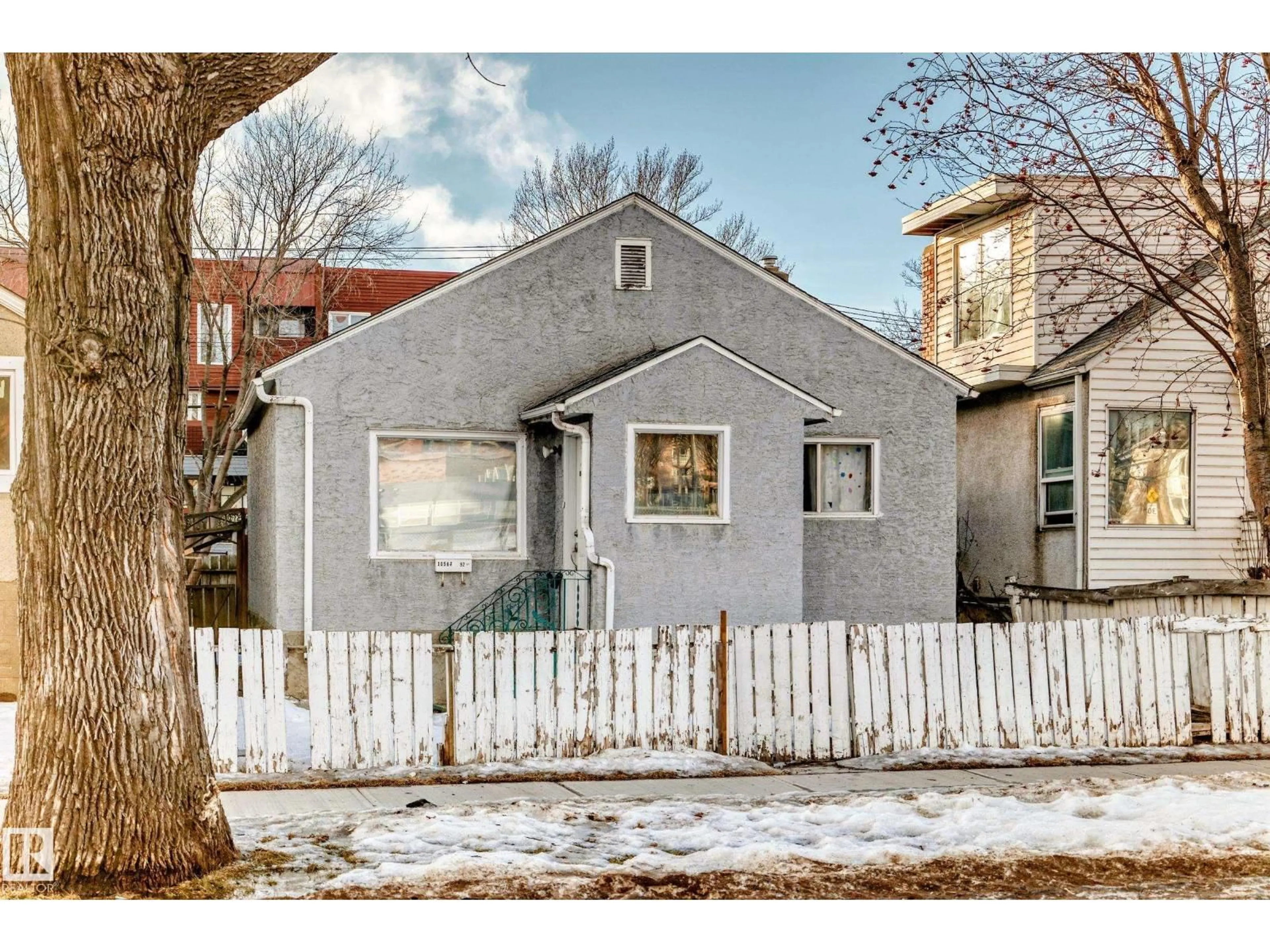 Home with brick exterior material, street for 10564 92 ST, Edmonton Alberta T5H1T9