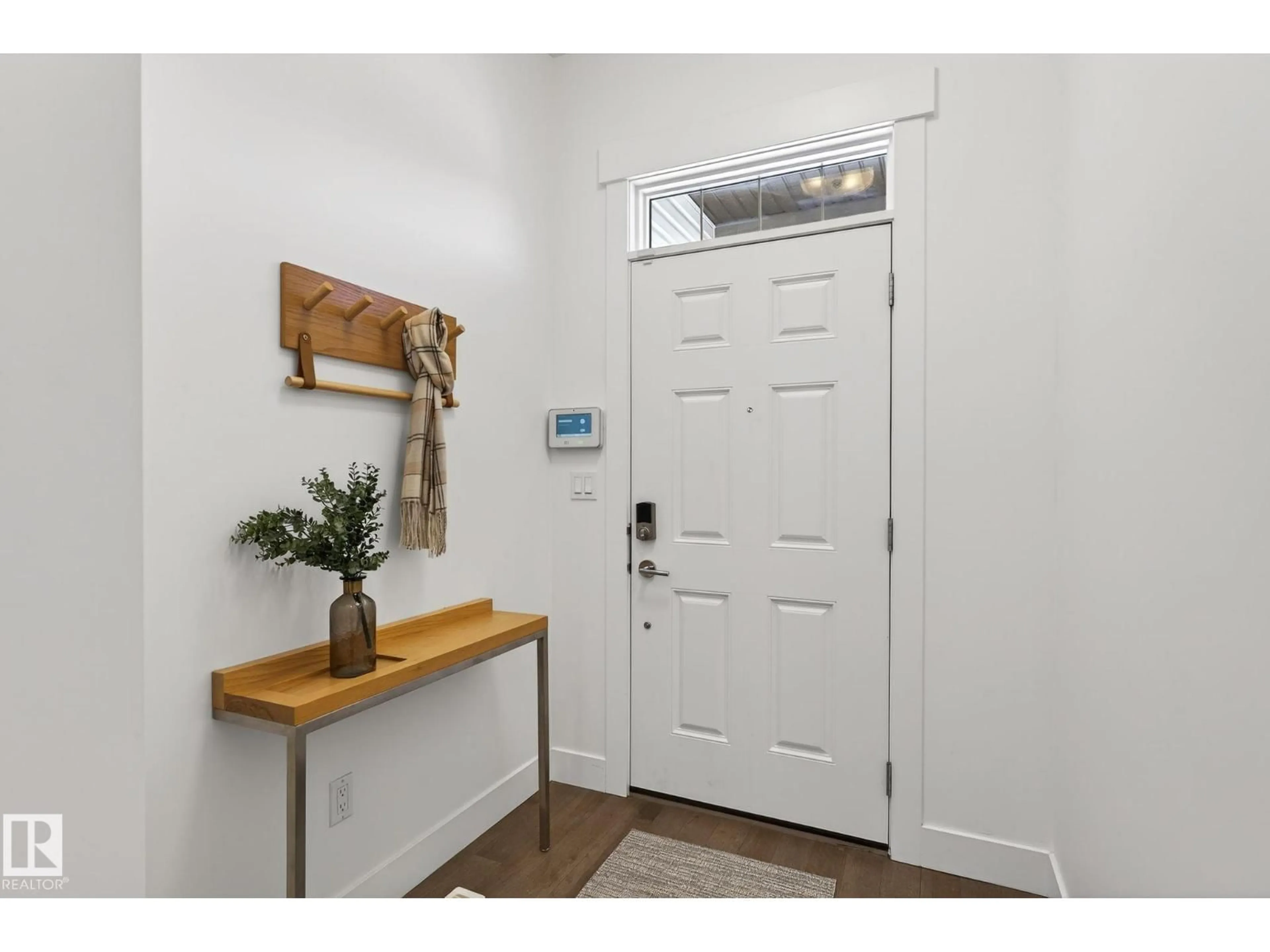Indoor entryway for NW - 1096 SECORD PROMENADE, Edmonton Alberta T5T7B1