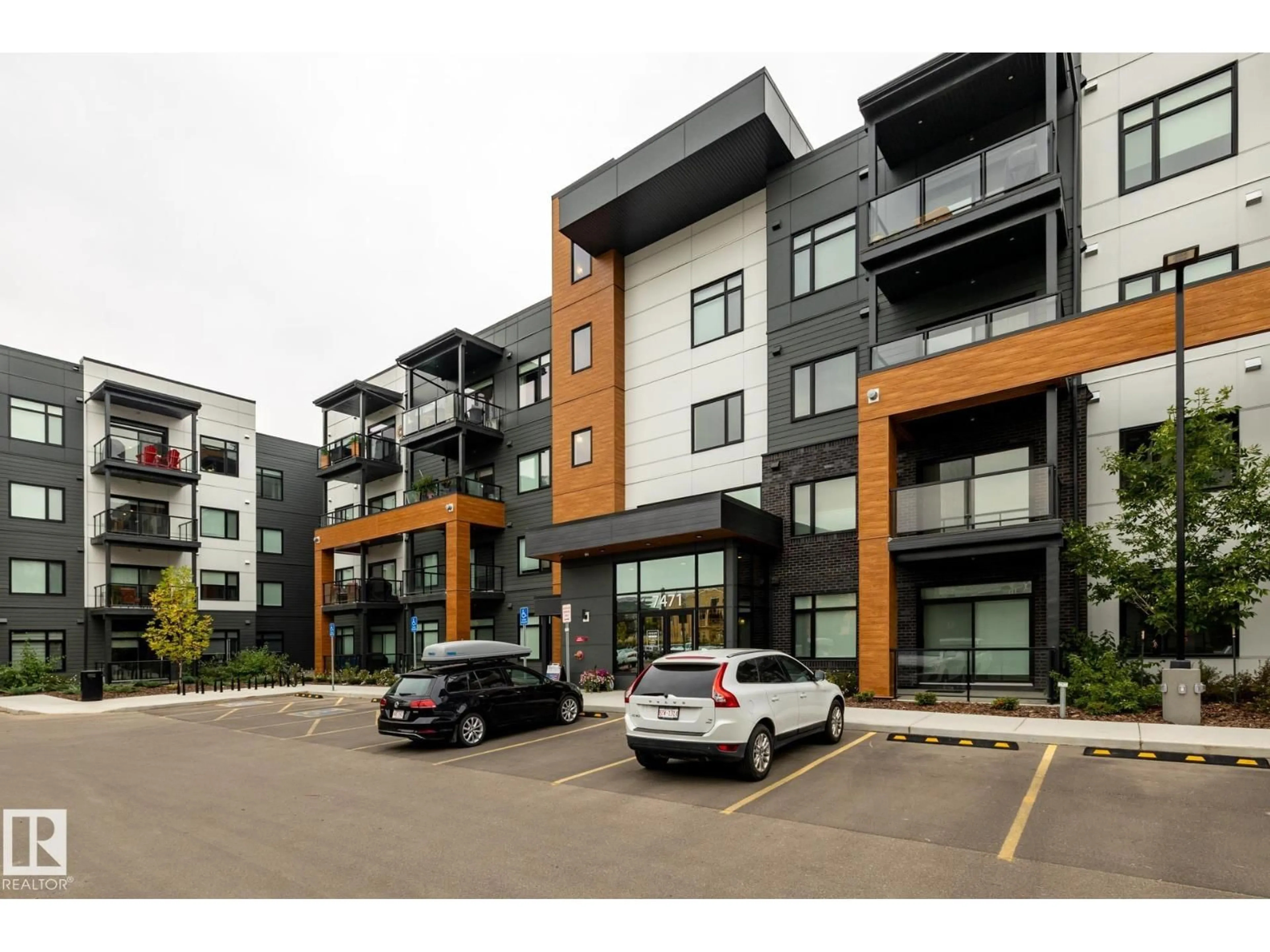 Unknown for 7471 MAY COMMON, Edmonton Alberta T6R0X5