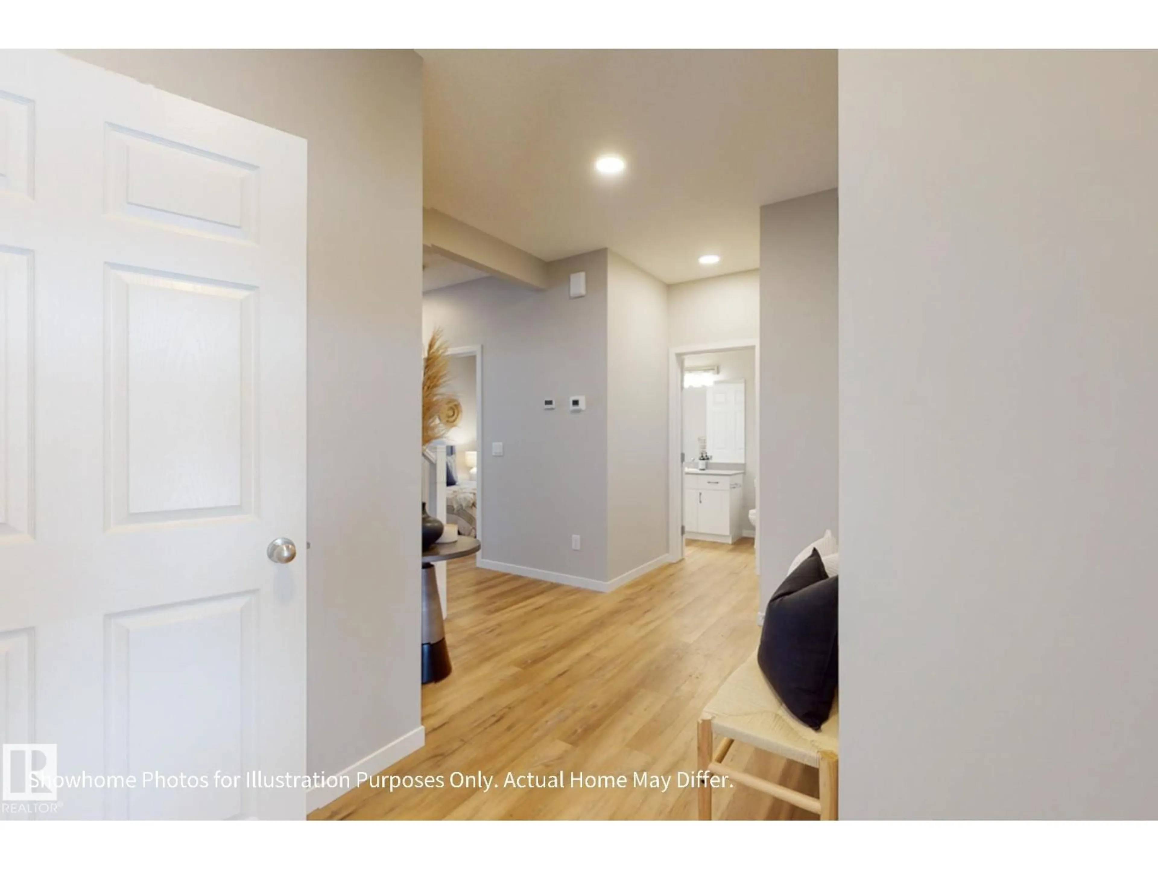 Indoor entryway for 17943 63 ST, Edmonton Alberta T5T1L6