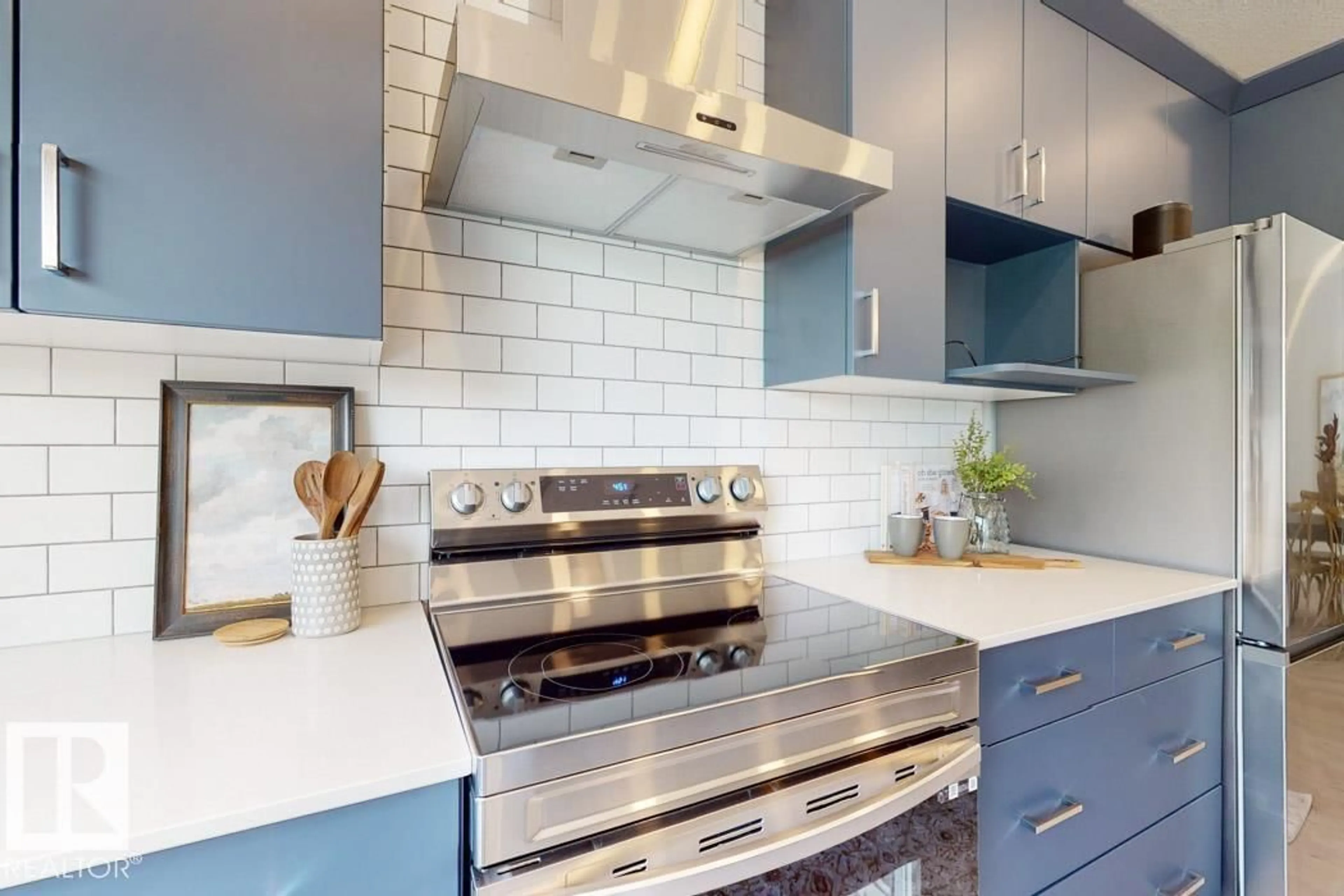 Contemporary kitchen, ceramic/tile floor for 17931 63 ST, Edmonton Alberta T5T1L6