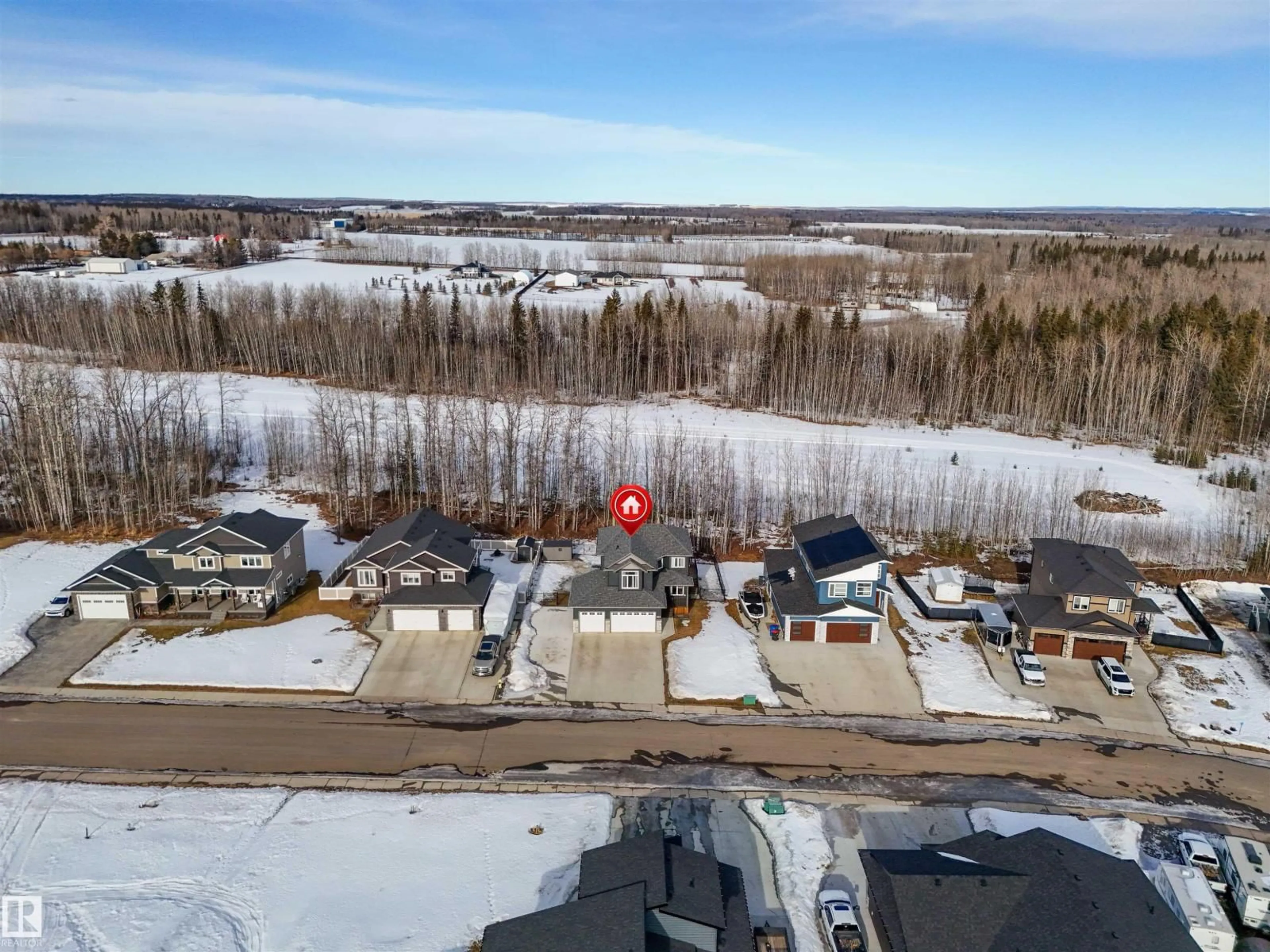 A pic from outside/outdoor area/front of a property/back of a property/a pic from drone, unknown for 518 - 49119 RGE ROAD 73, Rural Brazeau County Alberta T7A0B9