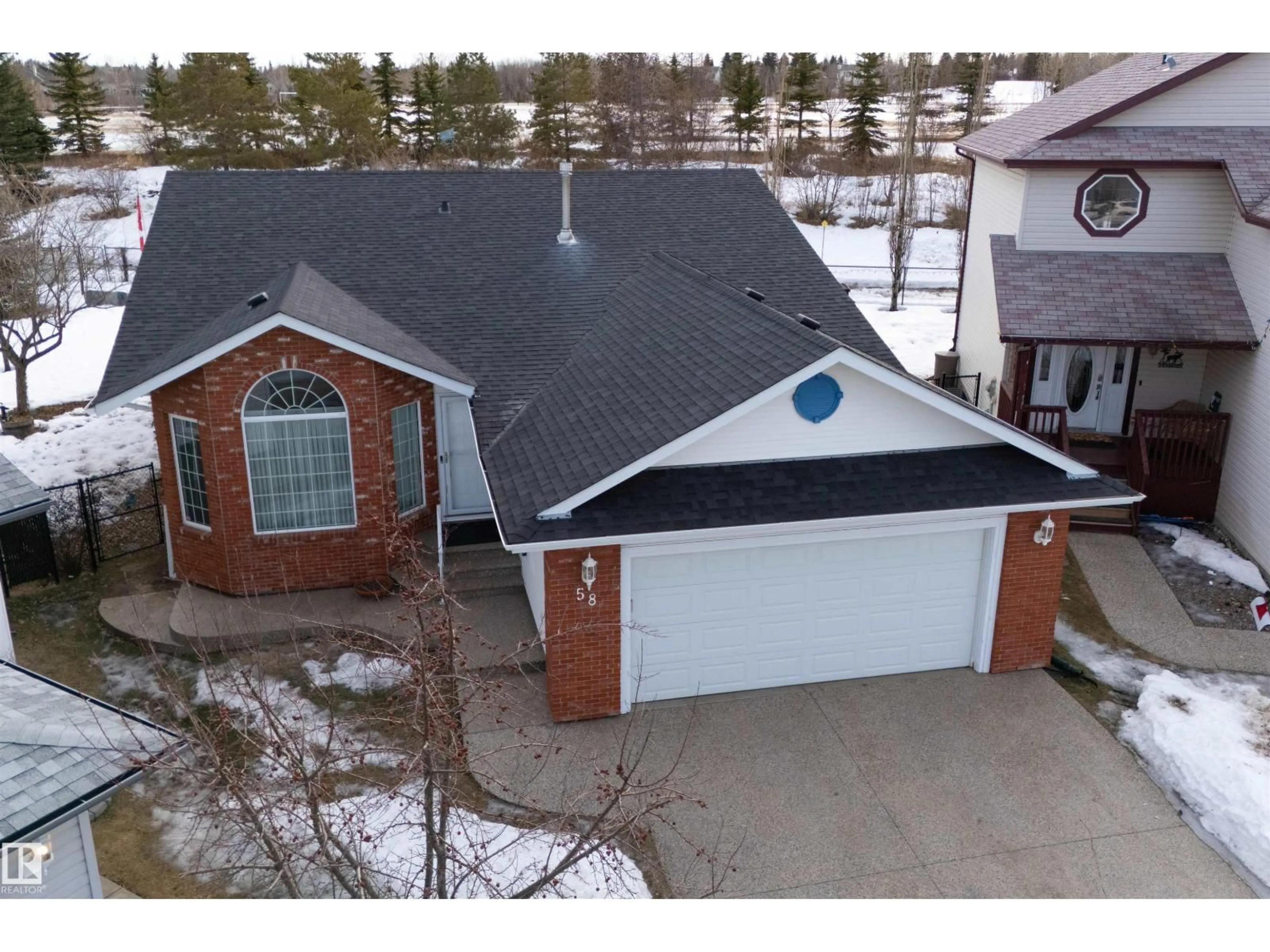 A pic from outside/outdoor area/front of a property/back of a property/a pic from drone, street for 58 FOXBORO GROVE, Sherwood Park Alberta T8A6K6