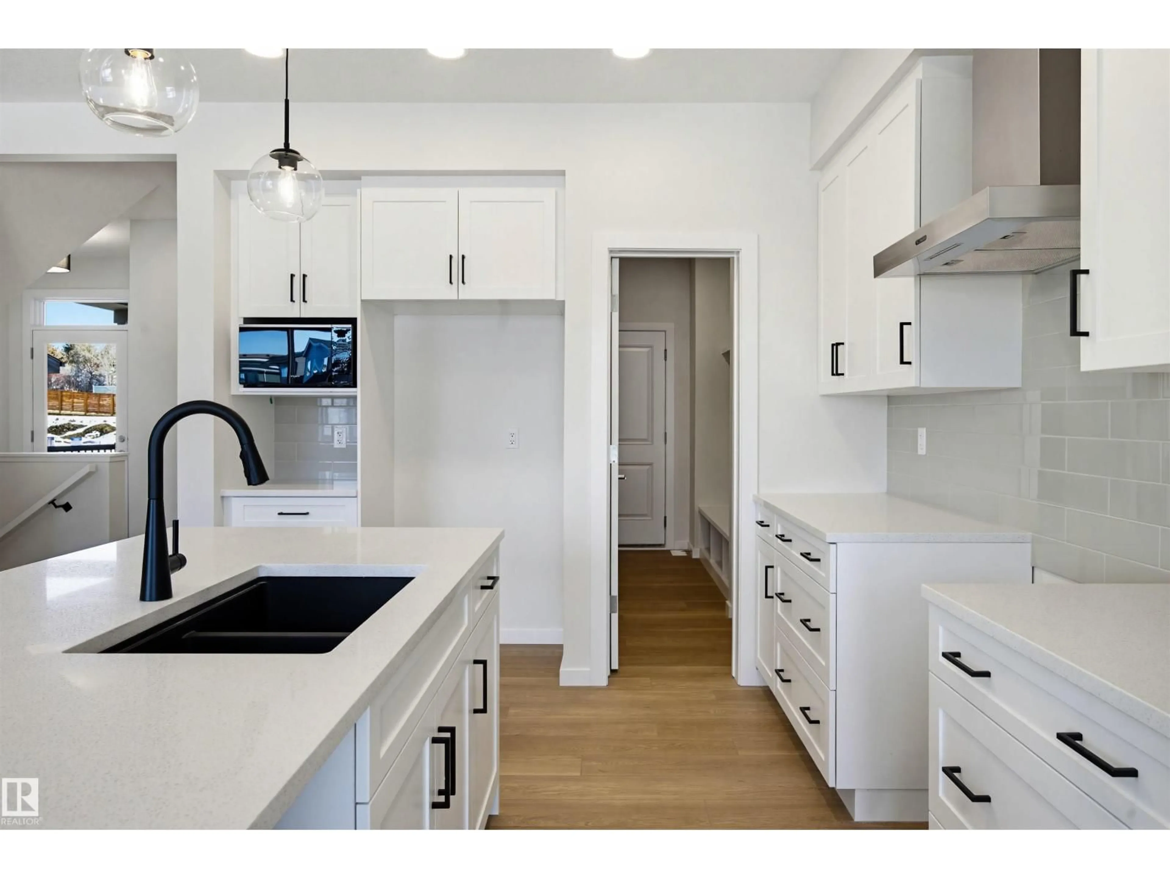 Open concept kitchen, unknown for 147 ROYAL ST, St. Albert Alberta T8N8C9