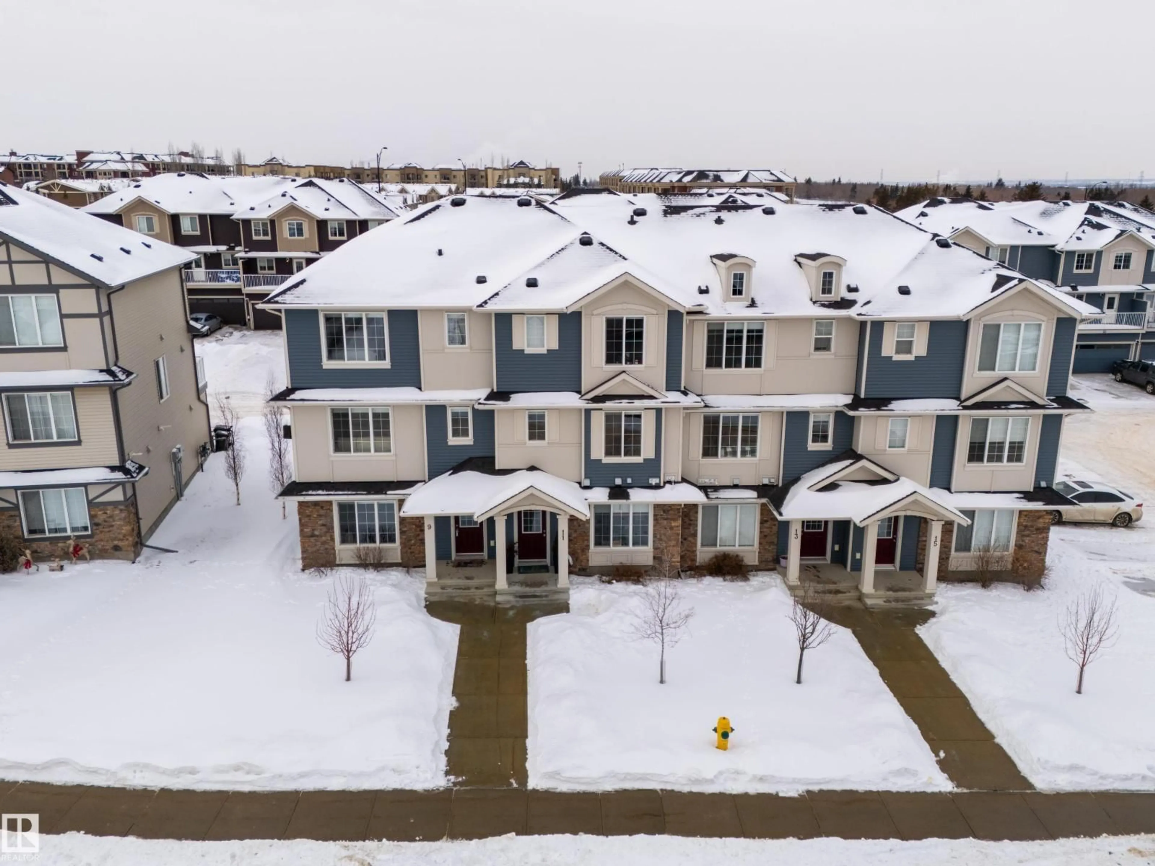 A pic from outside/outdoor area/front of a property/back of a property/a pic from drone, unknown for 20 - 11 AUGUSTINE CR, Sherwood Park Alberta T8H0Z8