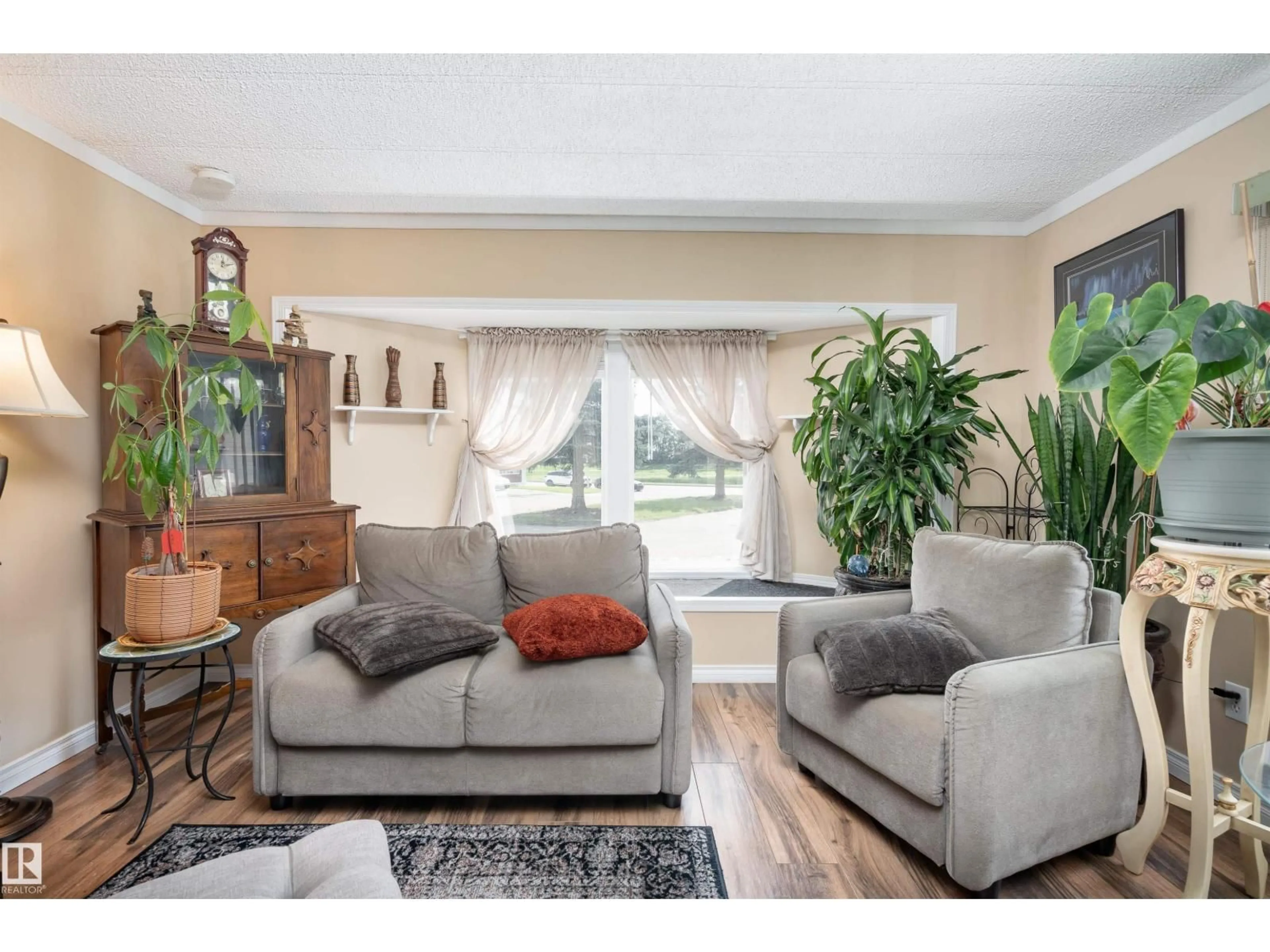 Living room with furniture, unknown for NW - 2438 LAKEVIEW BA, Edmonton Alberta T5S1T7