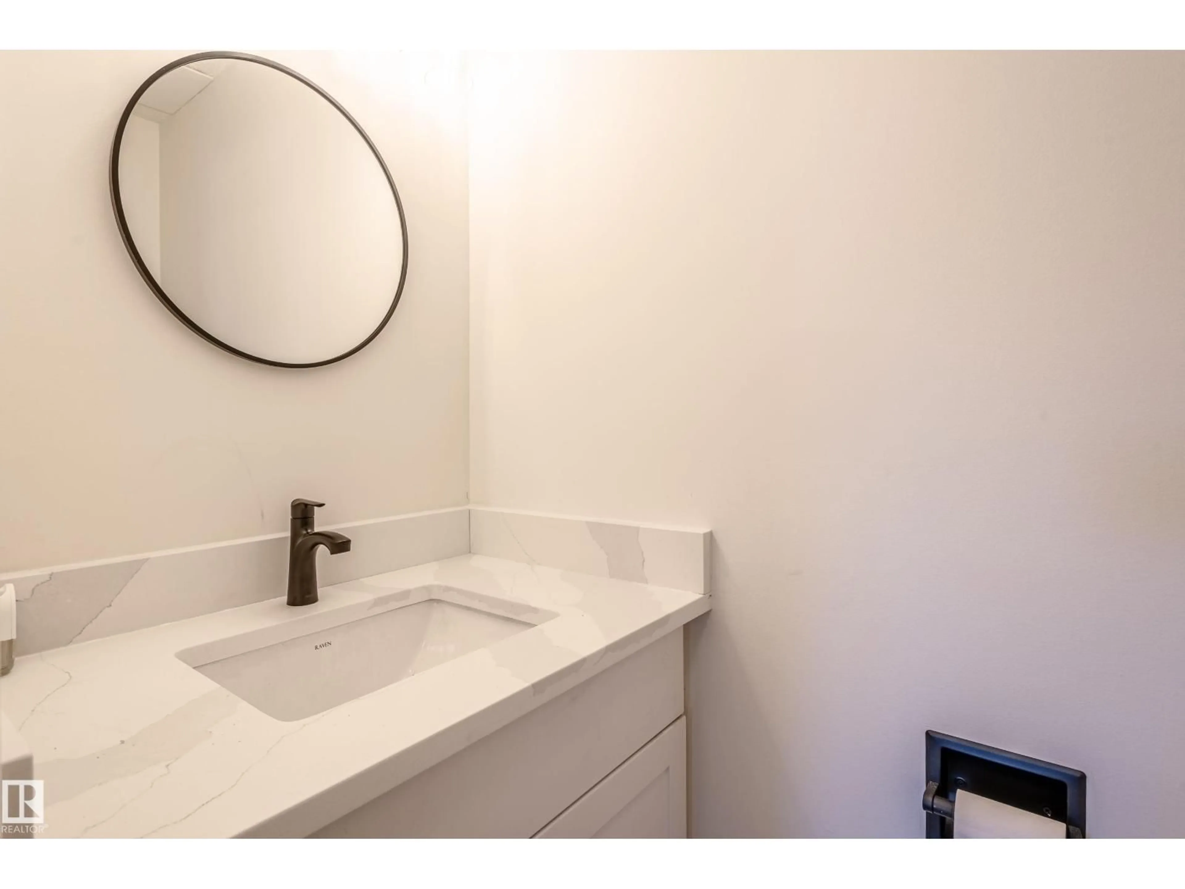 Standard bathroom, ceramic/tile floor for 13341 47 ST, Edmonton Alberta T5A1L8