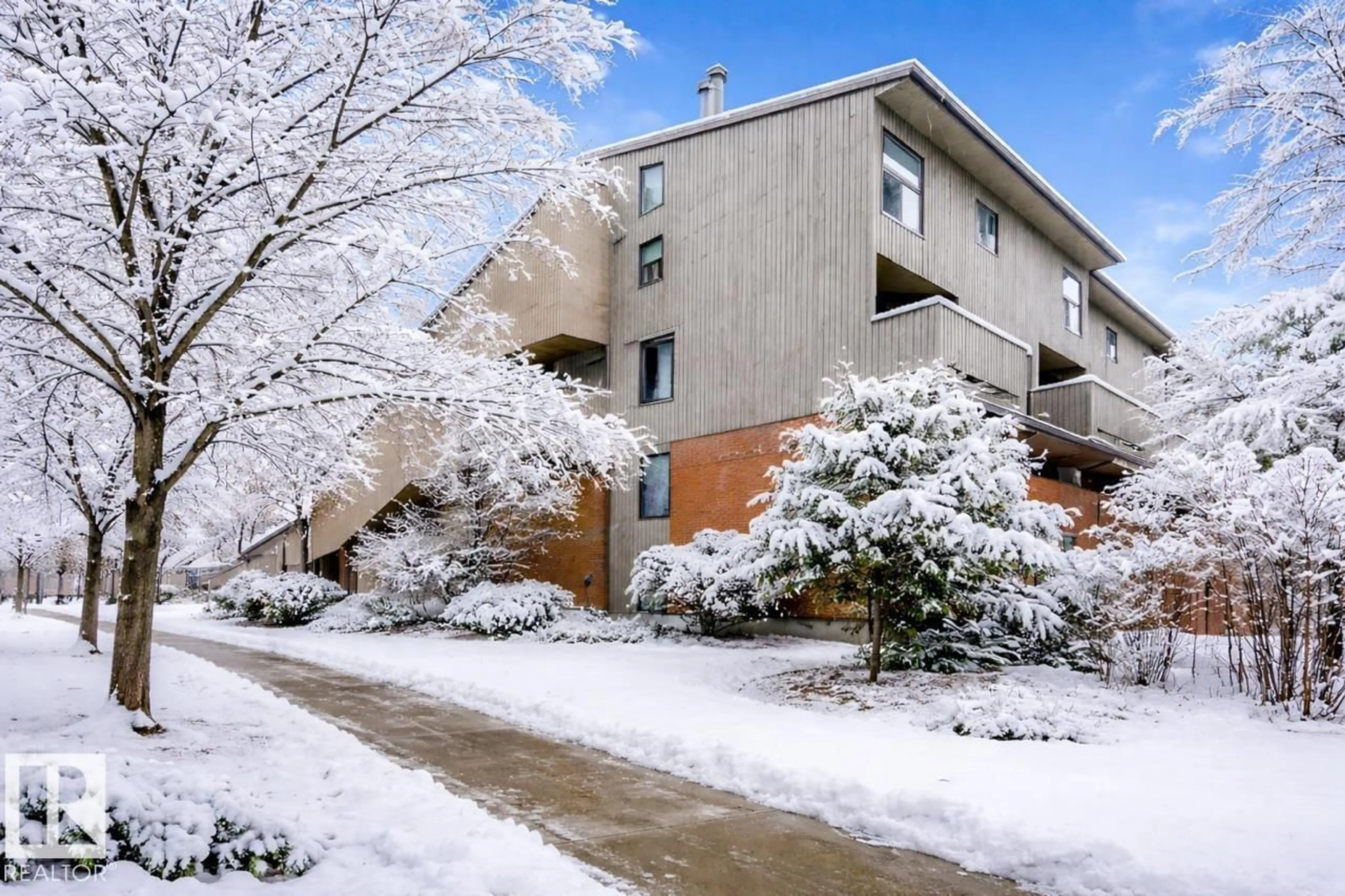 Unknown for 11122 83 AV, Edmonton Alberta T6G0V1