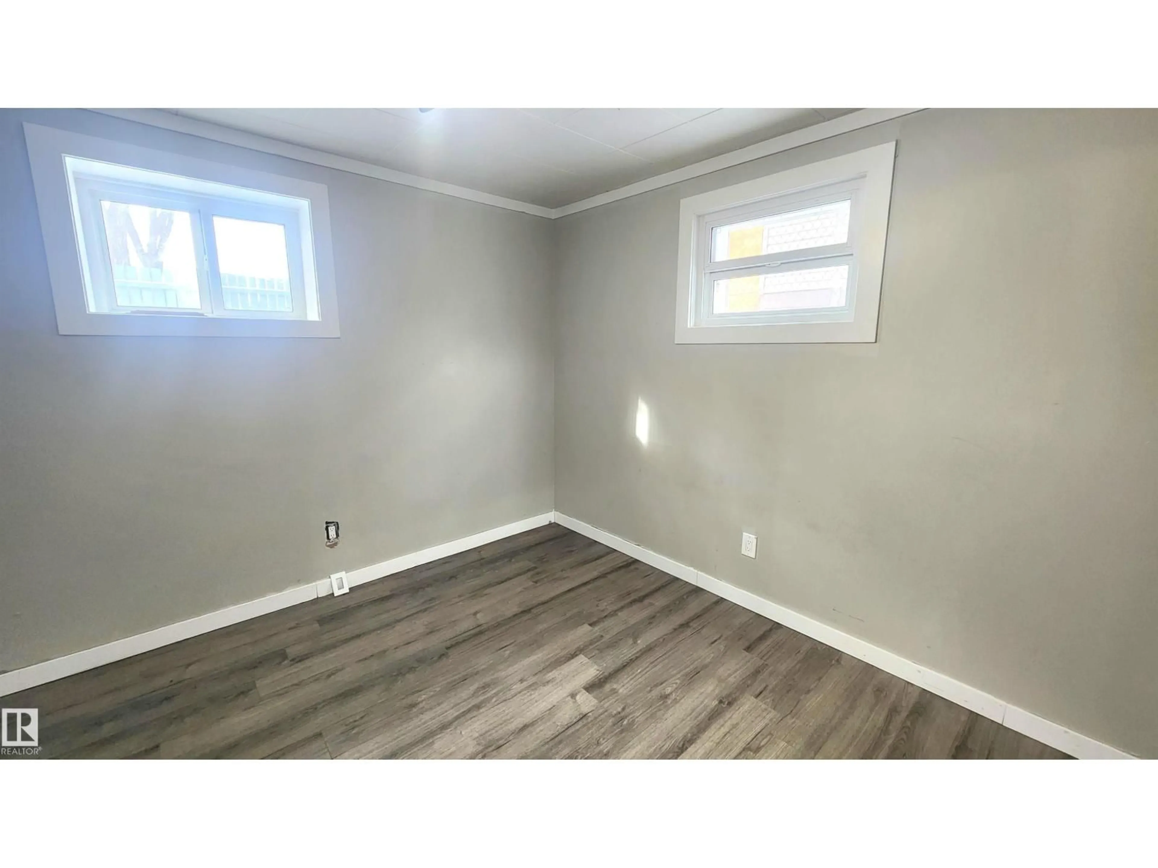 A pic of a room for 12139 81 ST, Edmonton Alberta T5B2S9