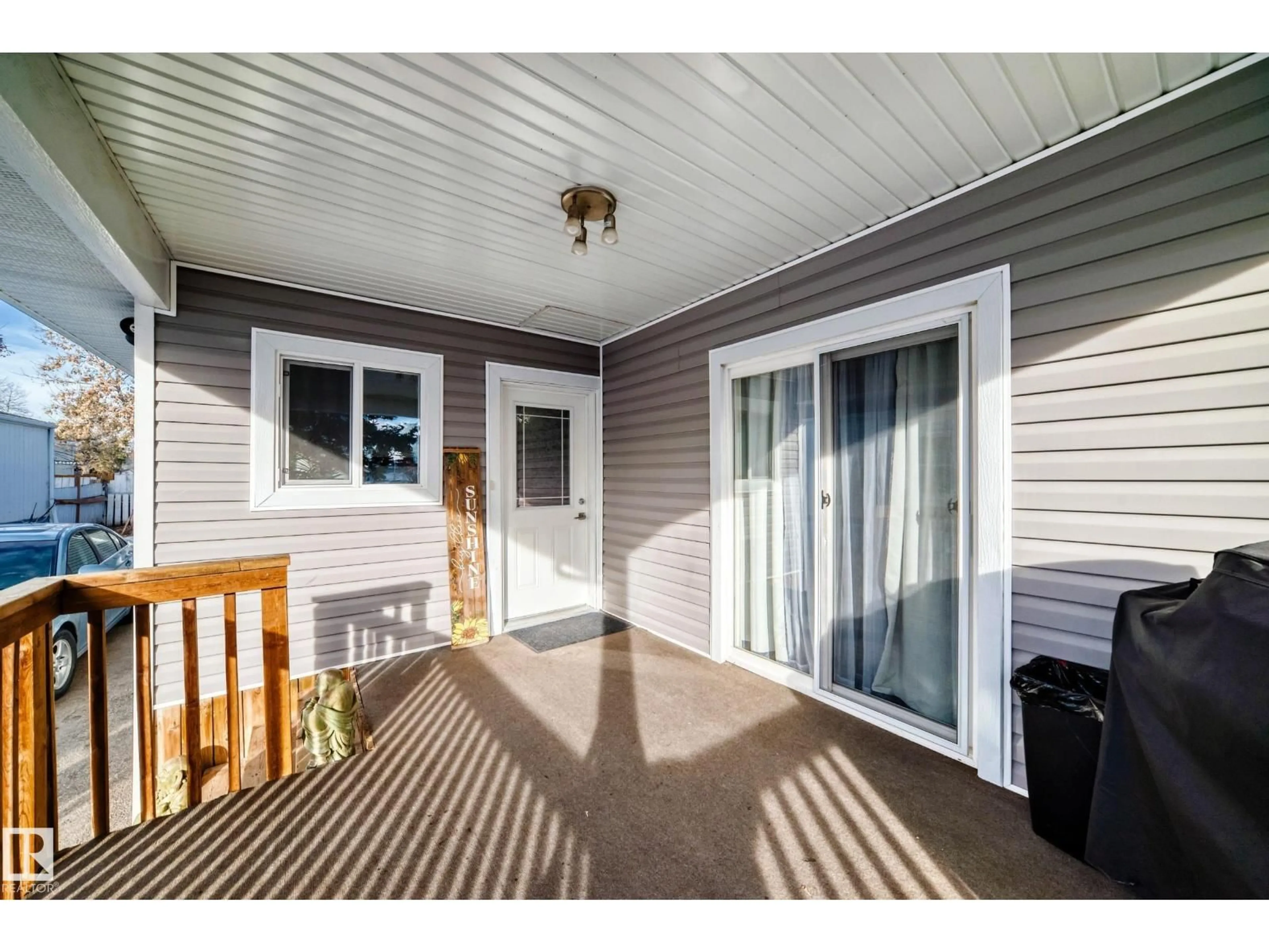 Patio, unknown for NW - 140 WEST VIEW CR, Edmonton Alberta T5S1T5