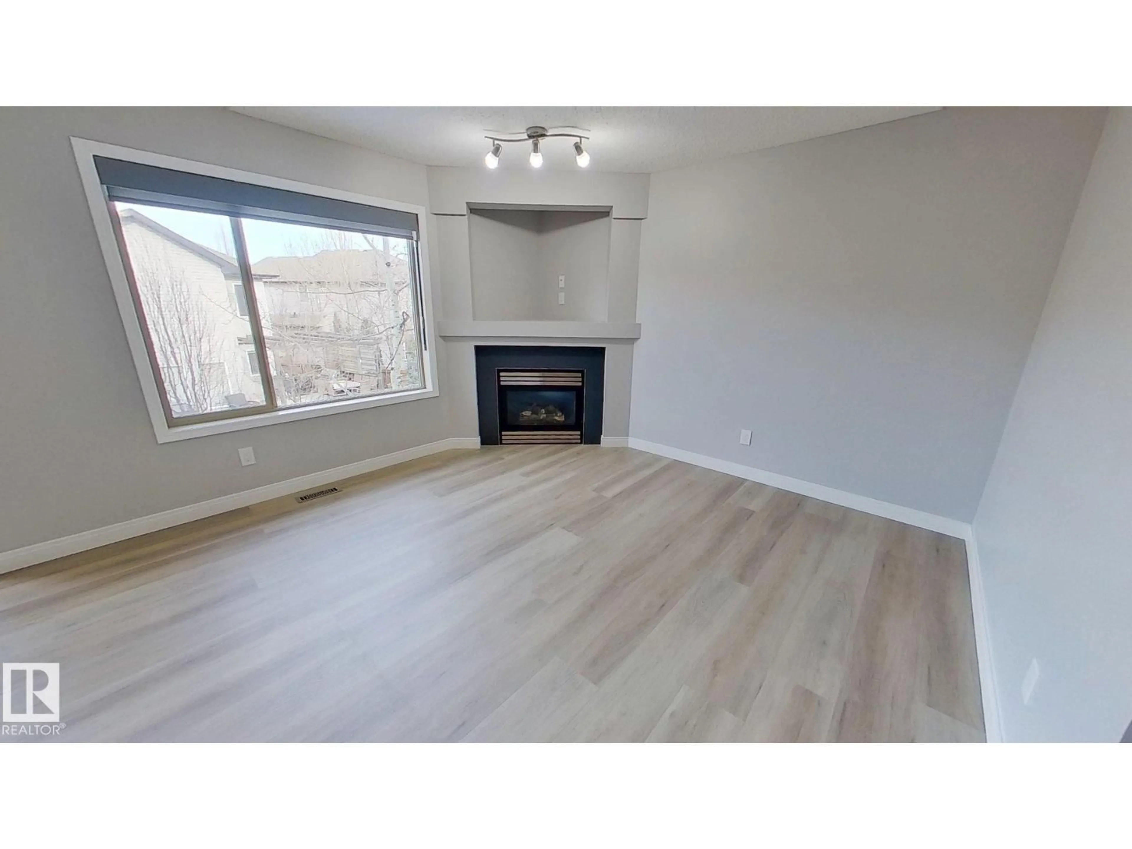 A pic of a room for 120 21 SUMMERWOOD DR, Sherwood Park Alberta T8H0B3