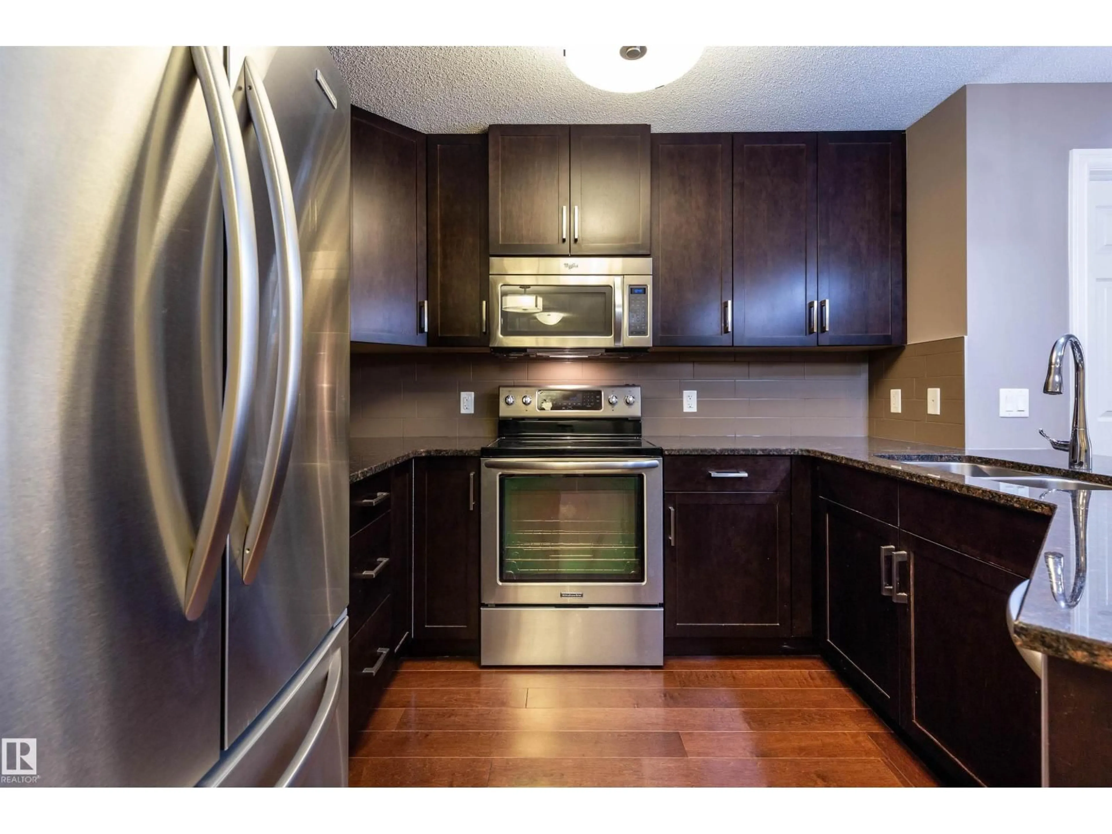 Standard kitchen, wood/laminate floor for 307 - 2203 44 AV, Edmonton Alberta T6T0T1